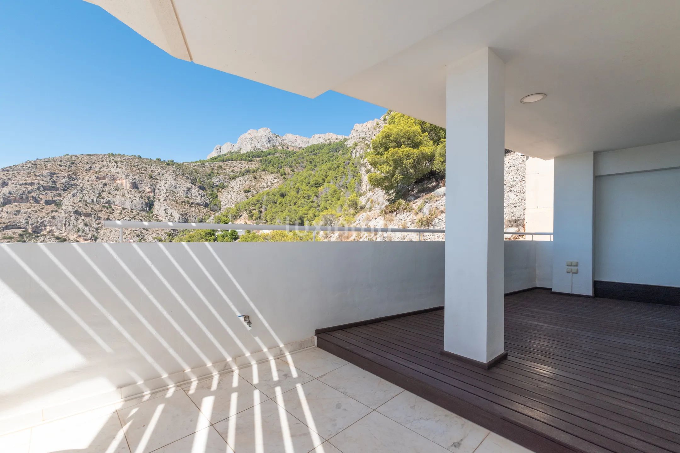 Modern sea view penthouse in Altea Hills — photo 42