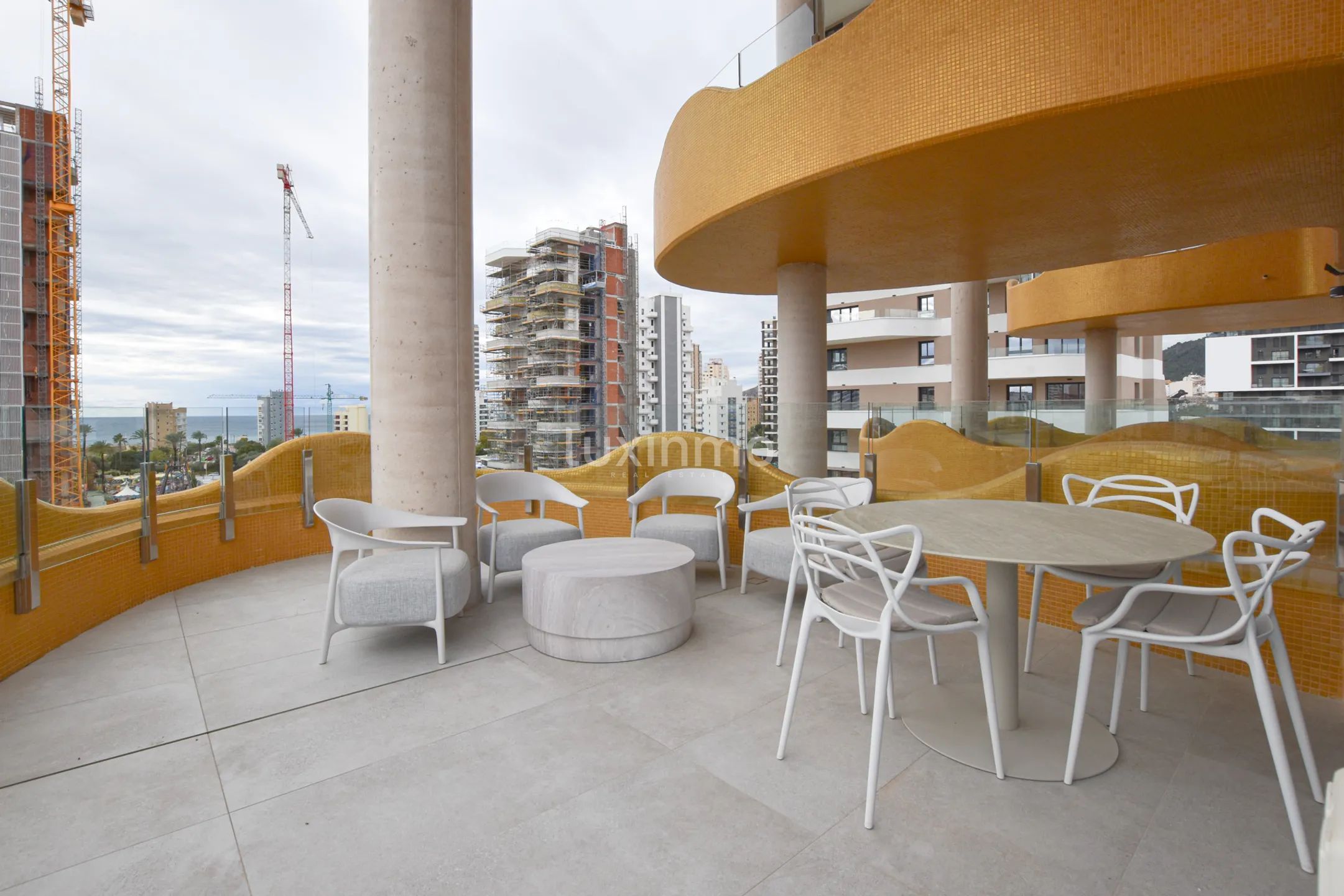 Modern apartment for rent with sea views in Calpe — photo 2