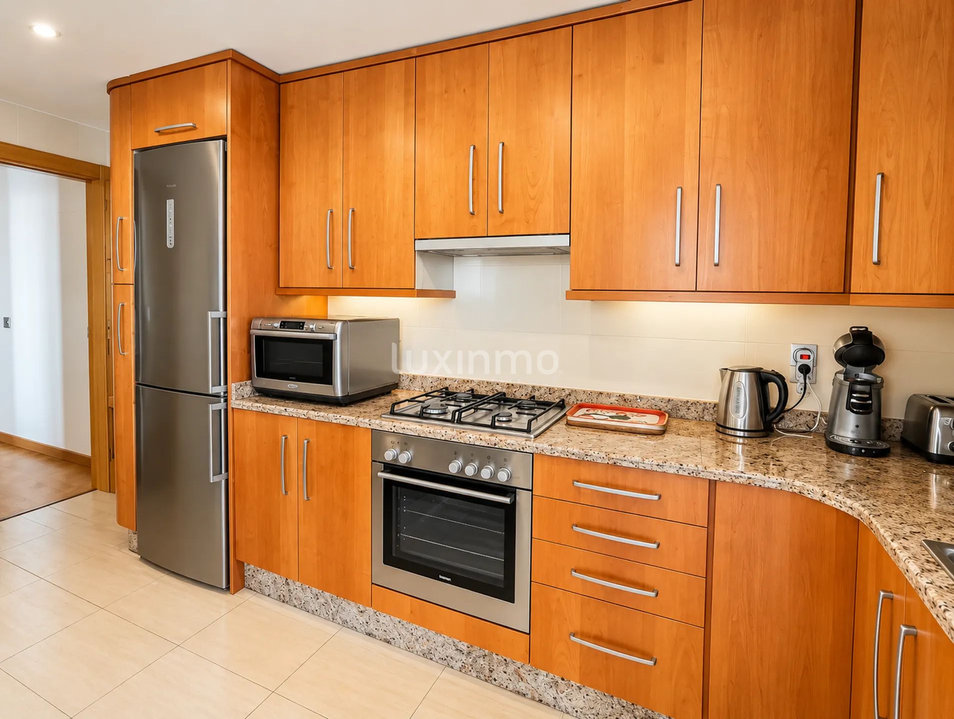3-bedroom apartment with parking and sea views in Altea pueblo — photo 7