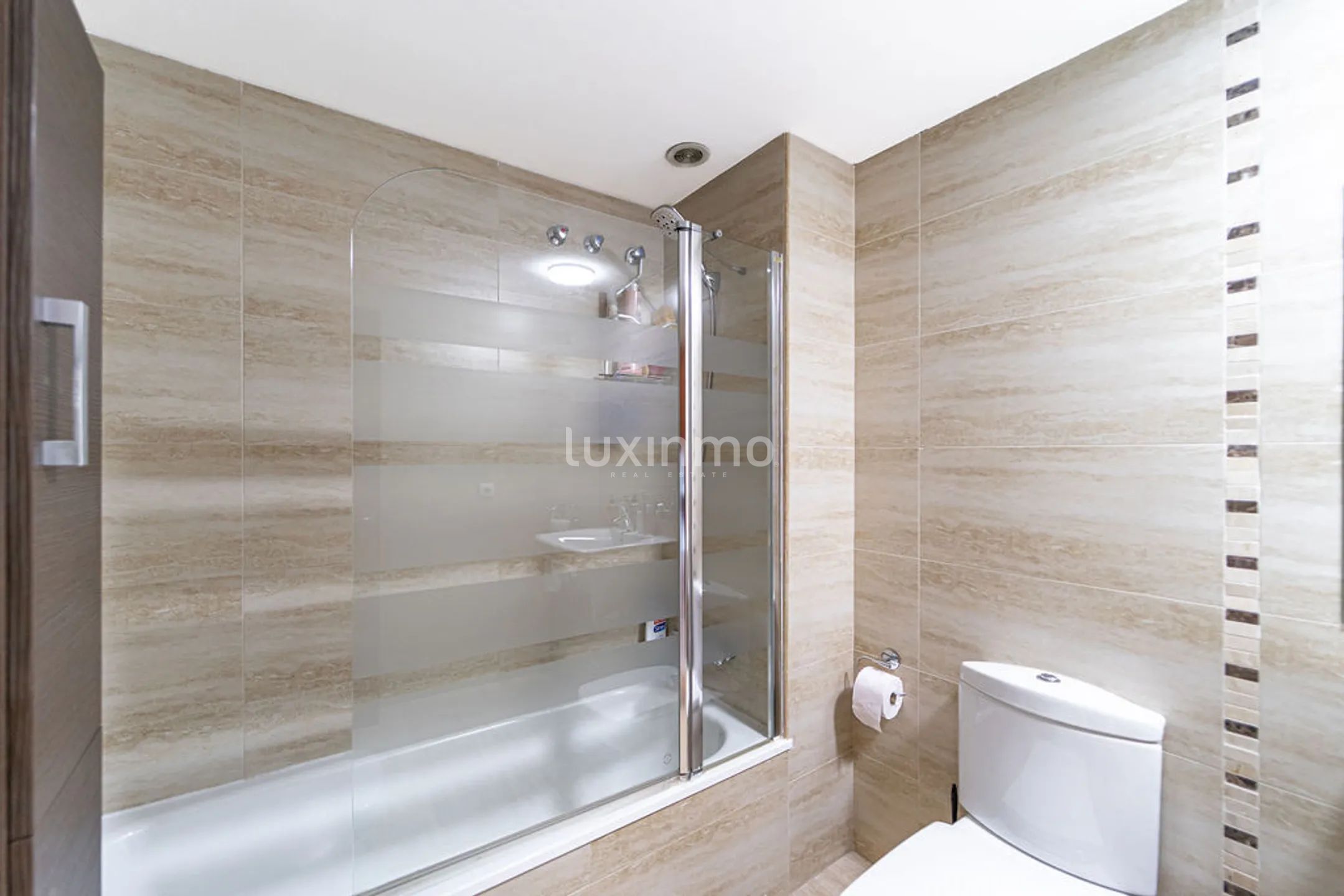 Modern apartment for rent in Javea — photo 8