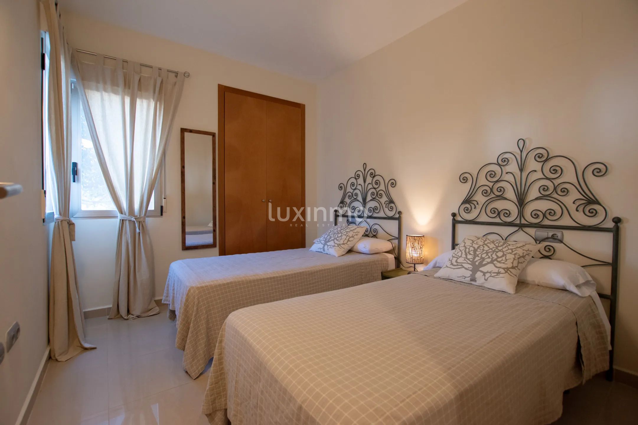 Townhouse for rent in the centre of Denia — photo 12