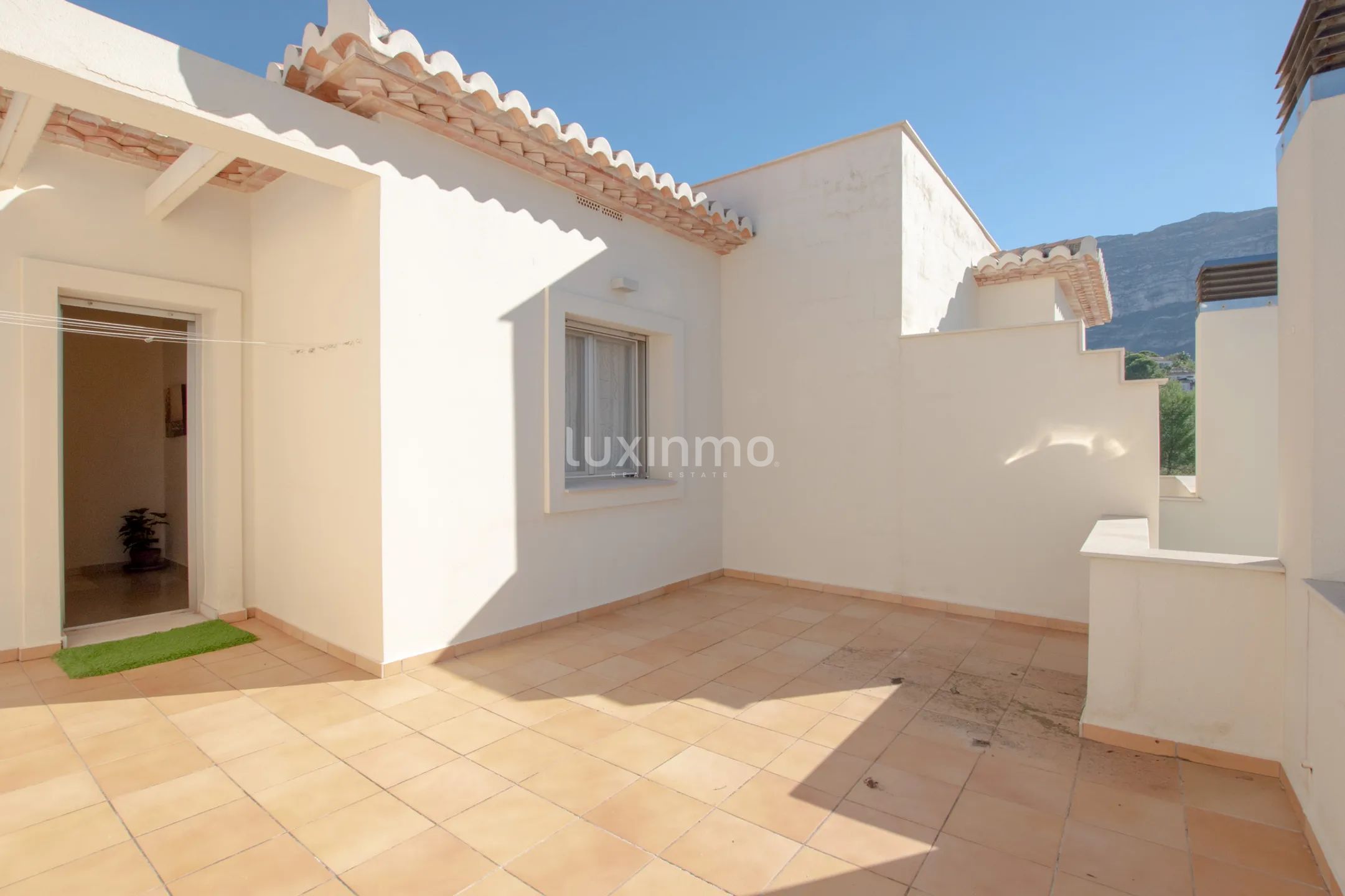 Townhouse for rent in the centre of Denia — photo 21