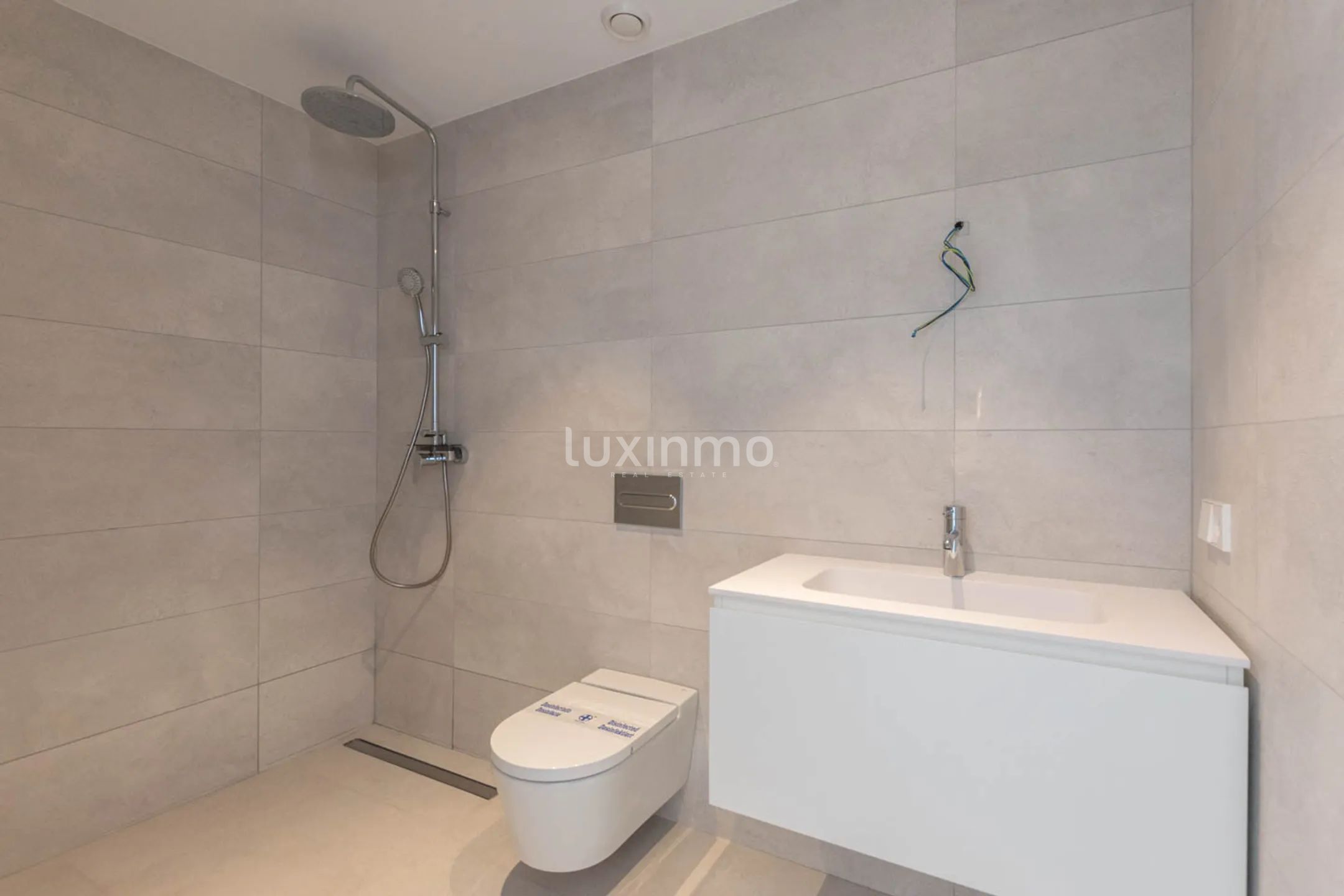 Nueva villa moderna en venta en el corazón de Teulada Moraira — photo 32