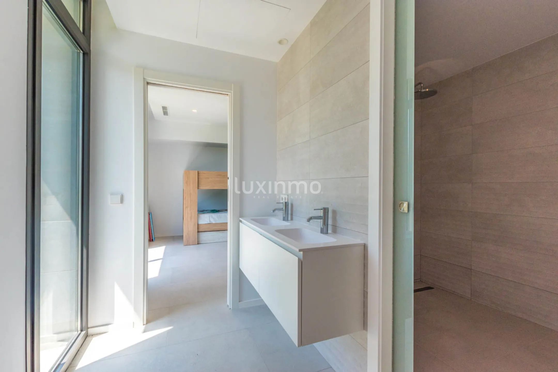 Nueva villa moderna en venta en el corazón de Teulada Moraira — photo 26