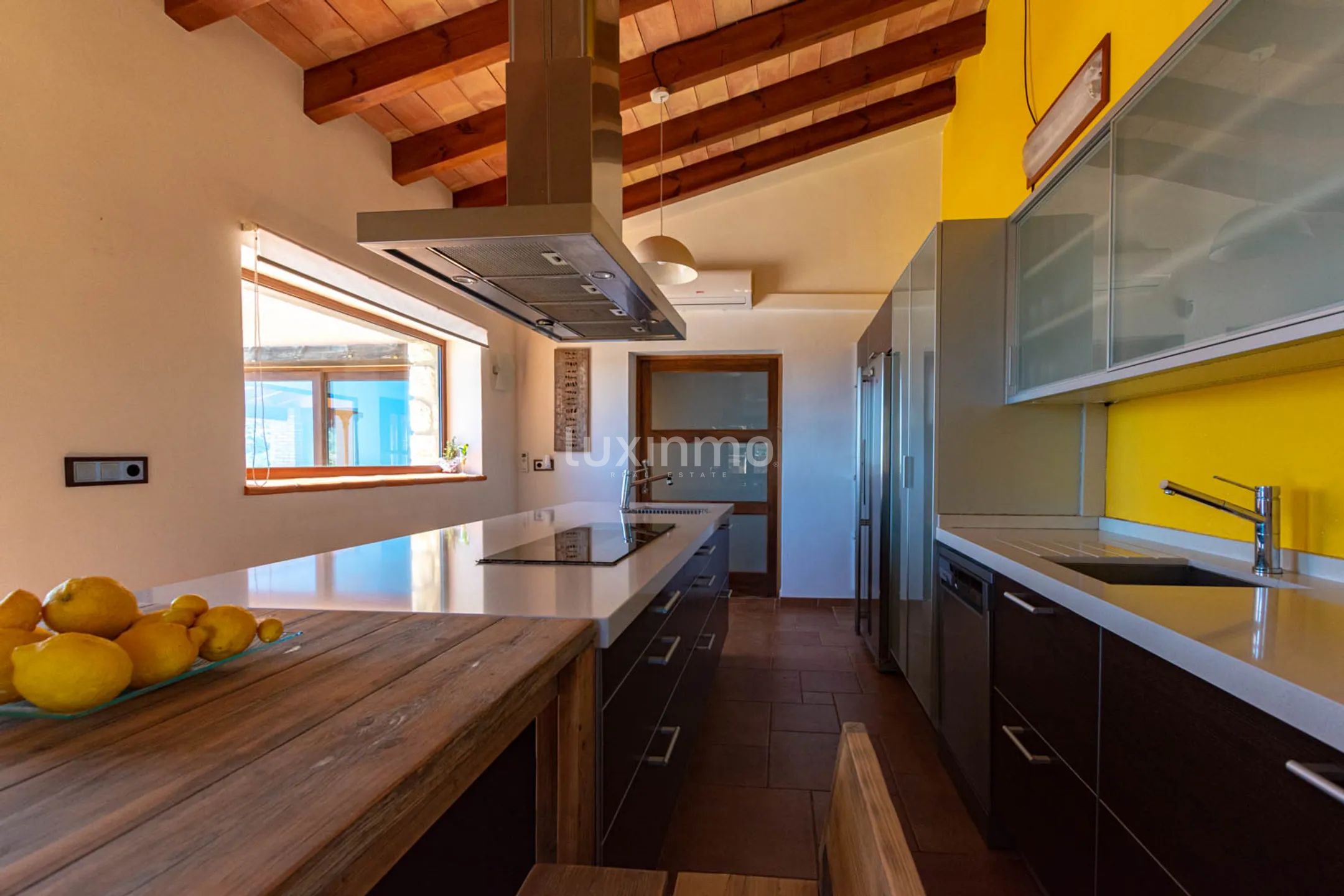 Rustic long term rental villa with sea and mountain views in Benissa — photo 28