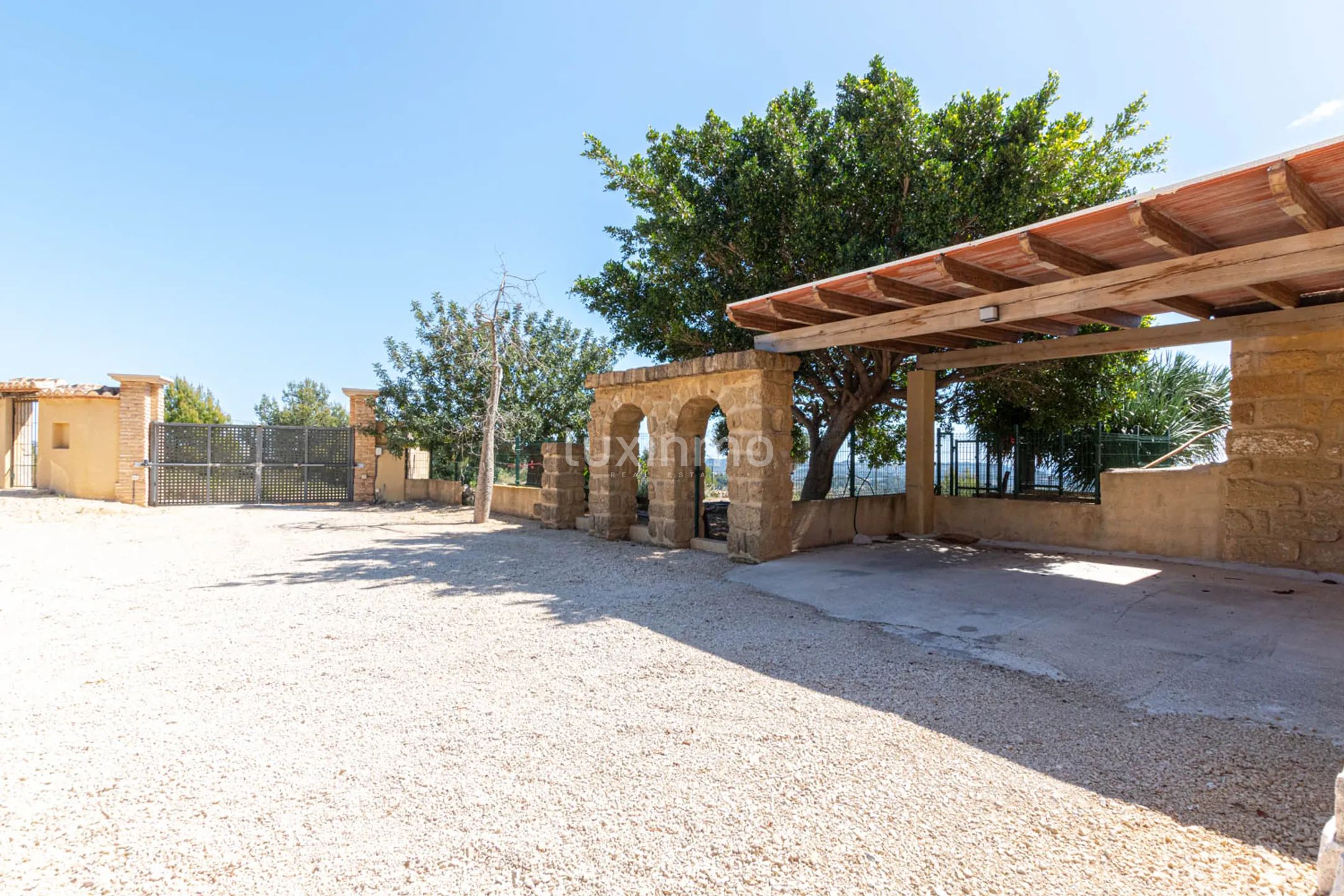 Villa rústica de alquiler de larga temporada con vistas al mar y a la montaña en Benissa — photo 11