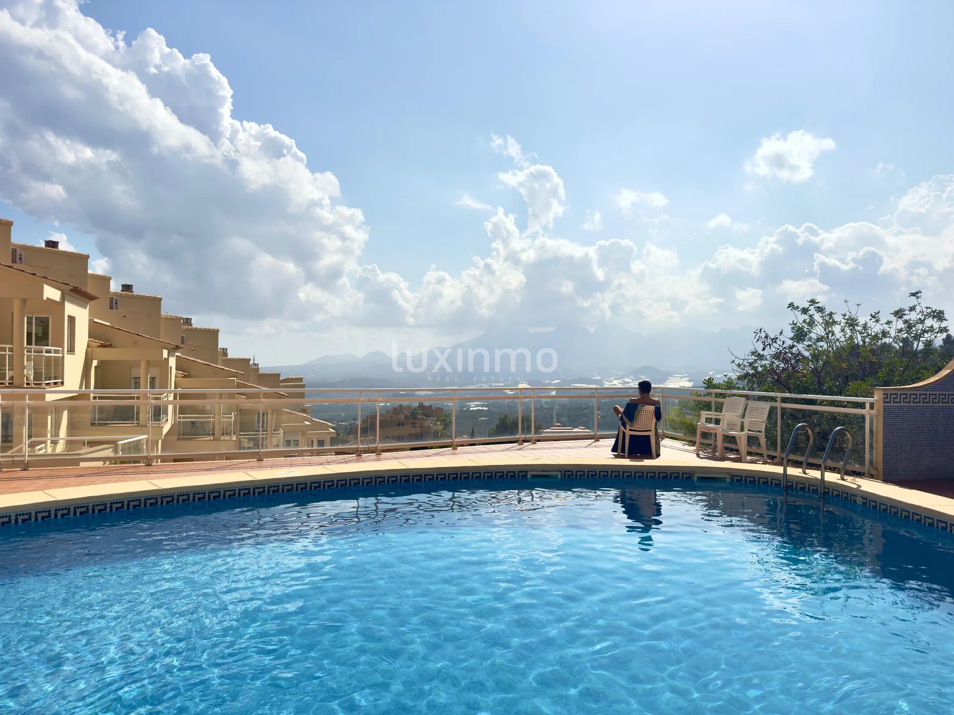 Semi-detached house with sea views in Altea la Vella — photo 23