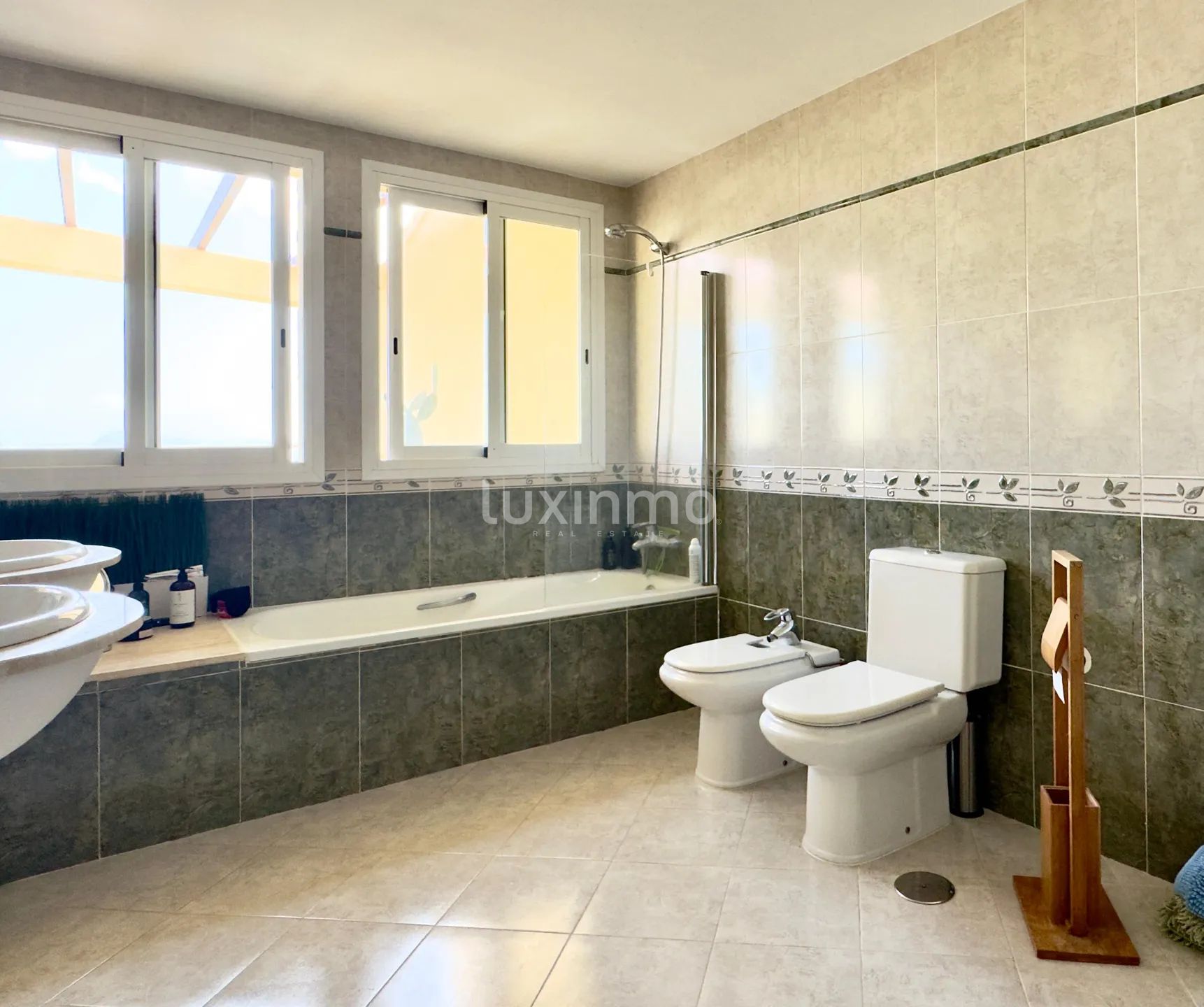 Semi-detached house with sea views in Altea la Vella — photo 18