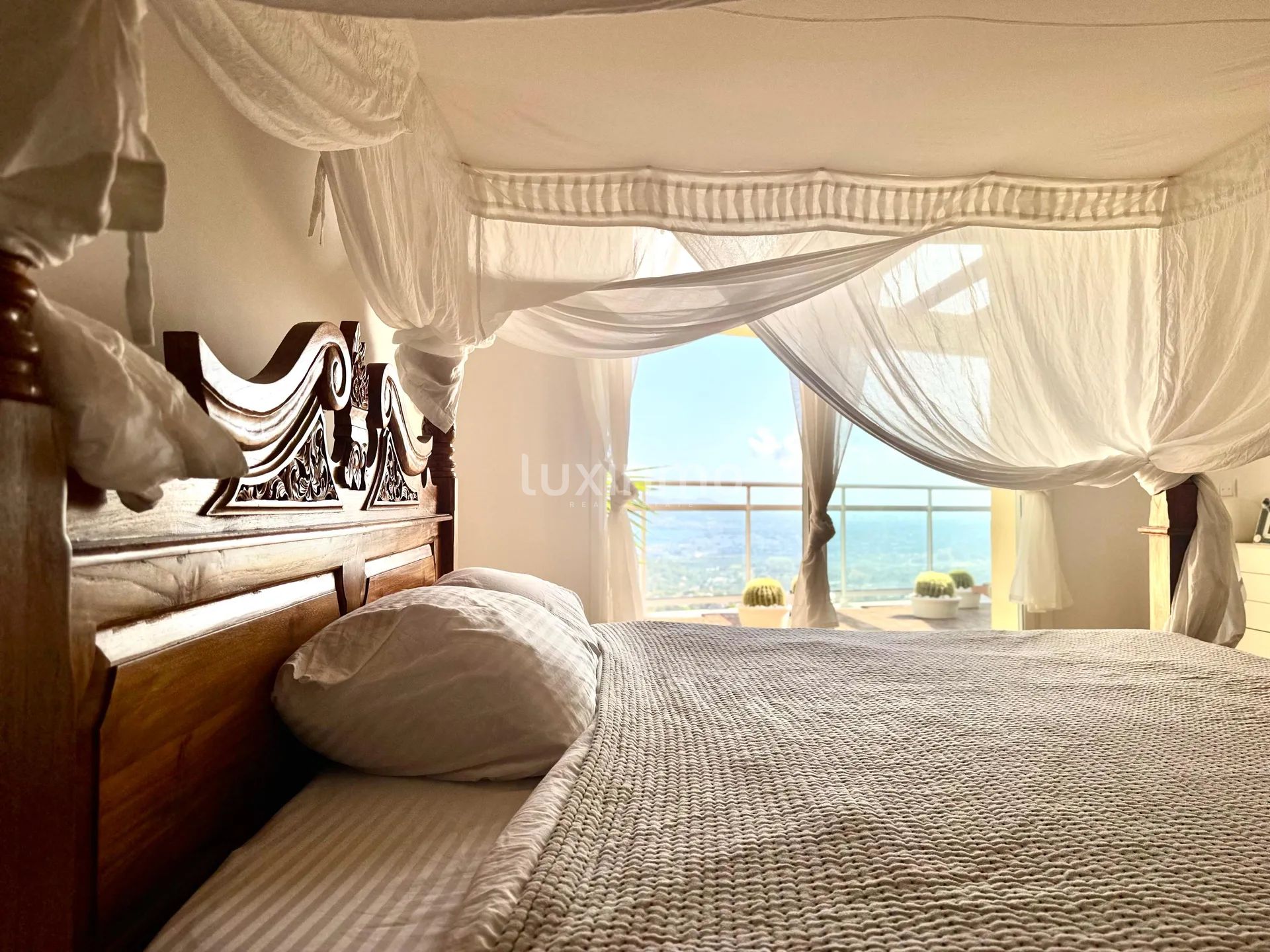 Semi-detached house with sea views in Altea la Vella — photo 14