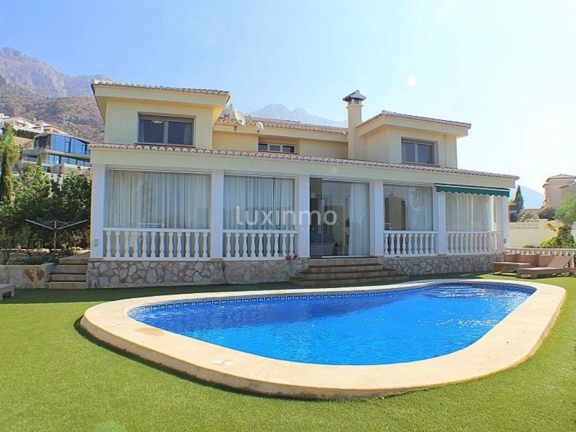 Villa met tuin en zwembad in een rustige omgeving in Altea — photo 1