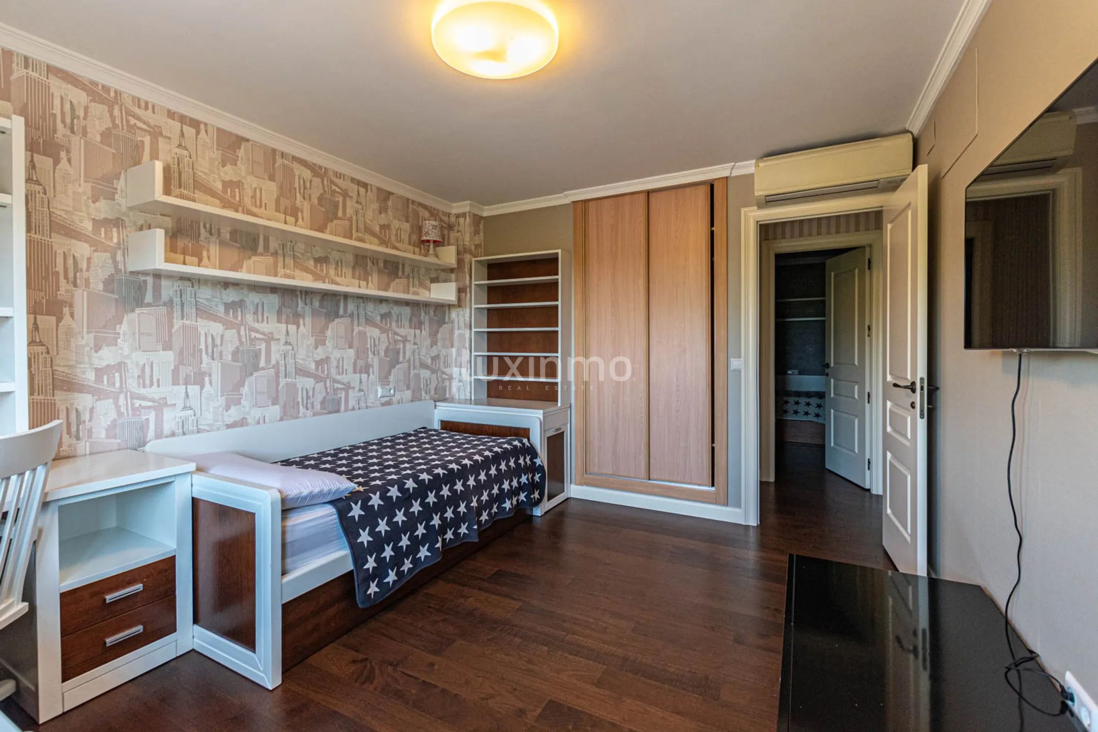 Вилла с садом и бассейном в тихом районе в Алтее — photo 31