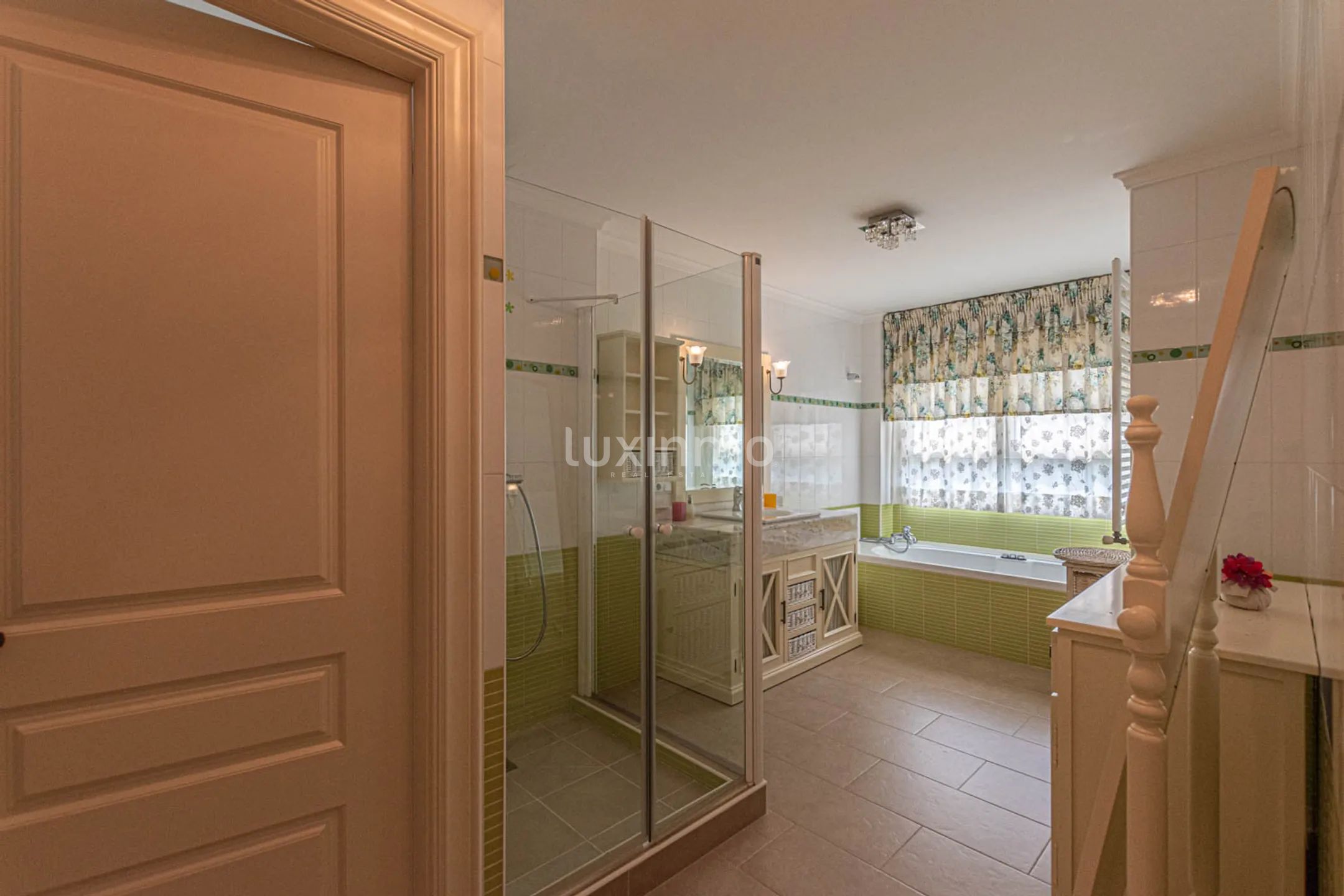 Villa med hage og basseng i et rolig område i Altea — photo 16