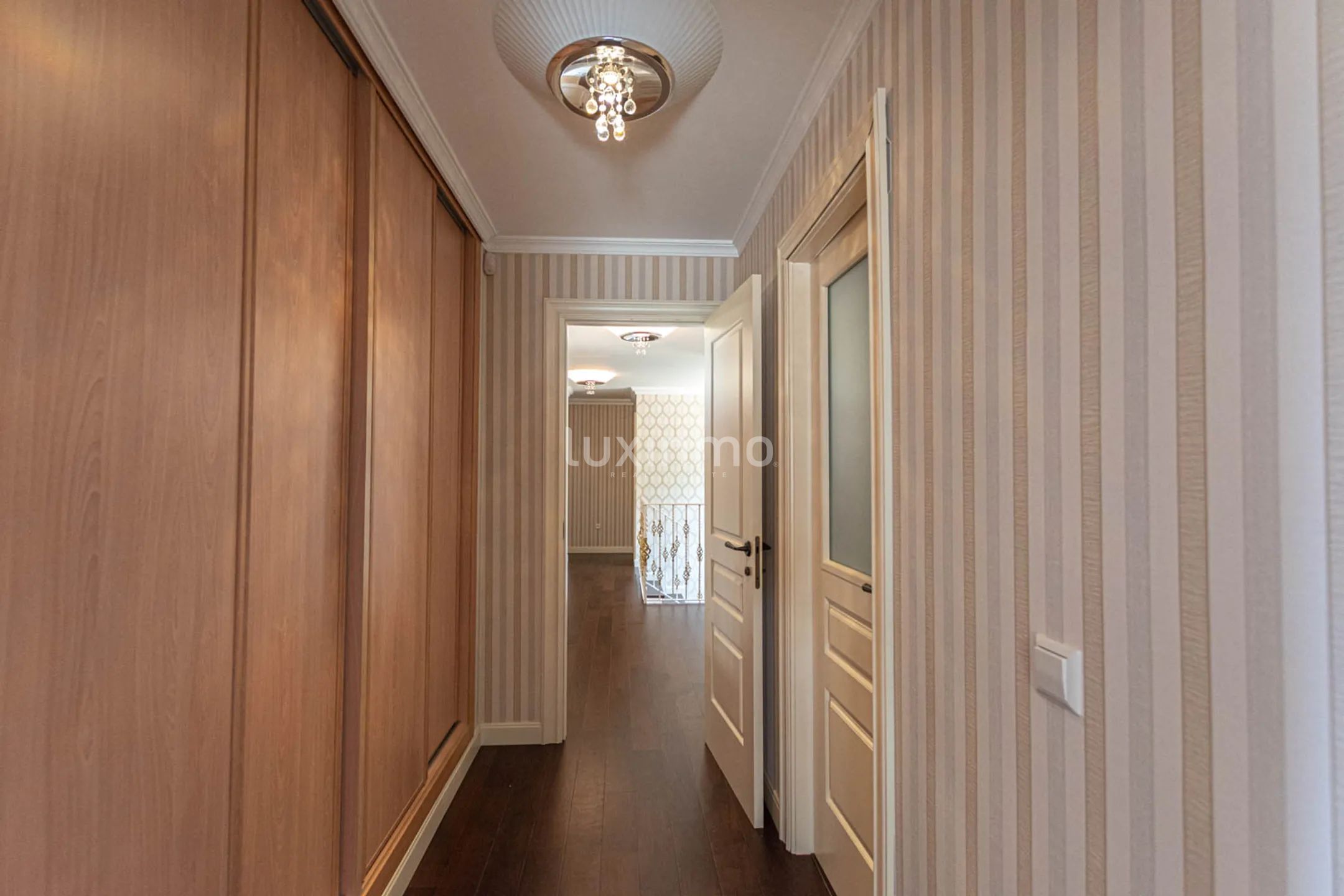 Вилла с садом и бассейном в тихом районе в Алтее — photo 15