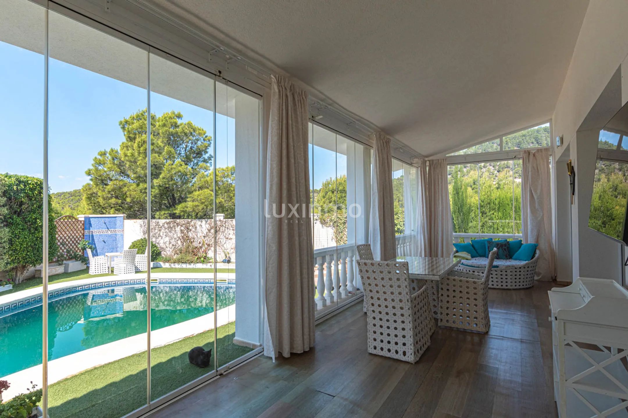 Вилла с садом и бассейном в тихом районе в Алтее — photo 21