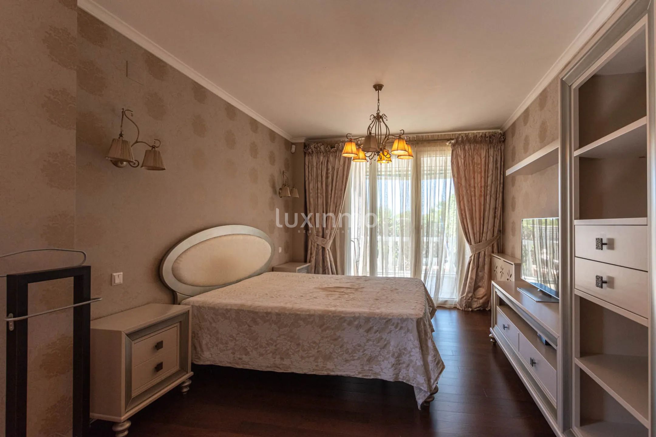 Villa med hage og basseng i et rolig område i Altea — photo 26