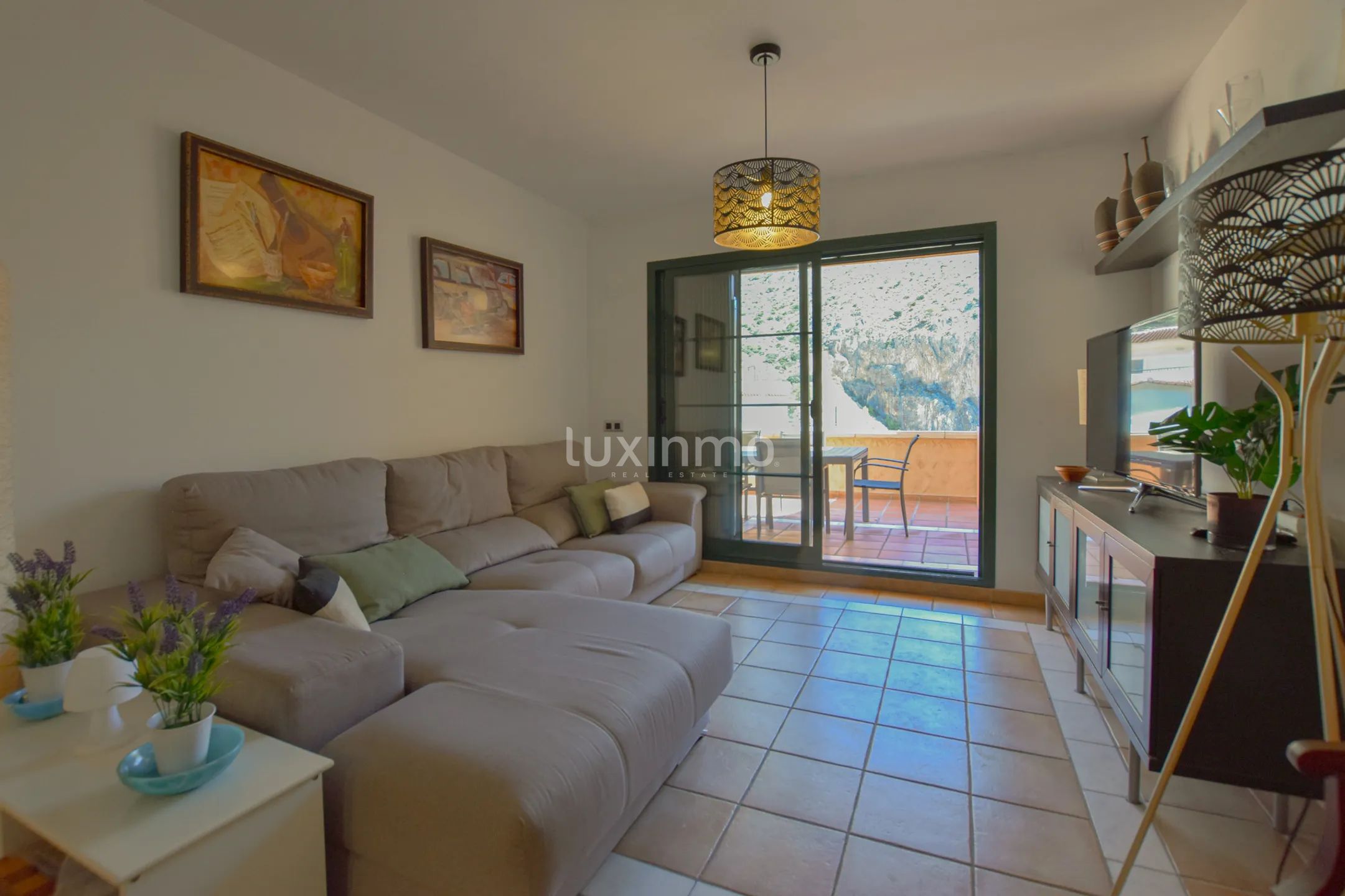 Flat for rent with sea view in Masсarat — photo 12