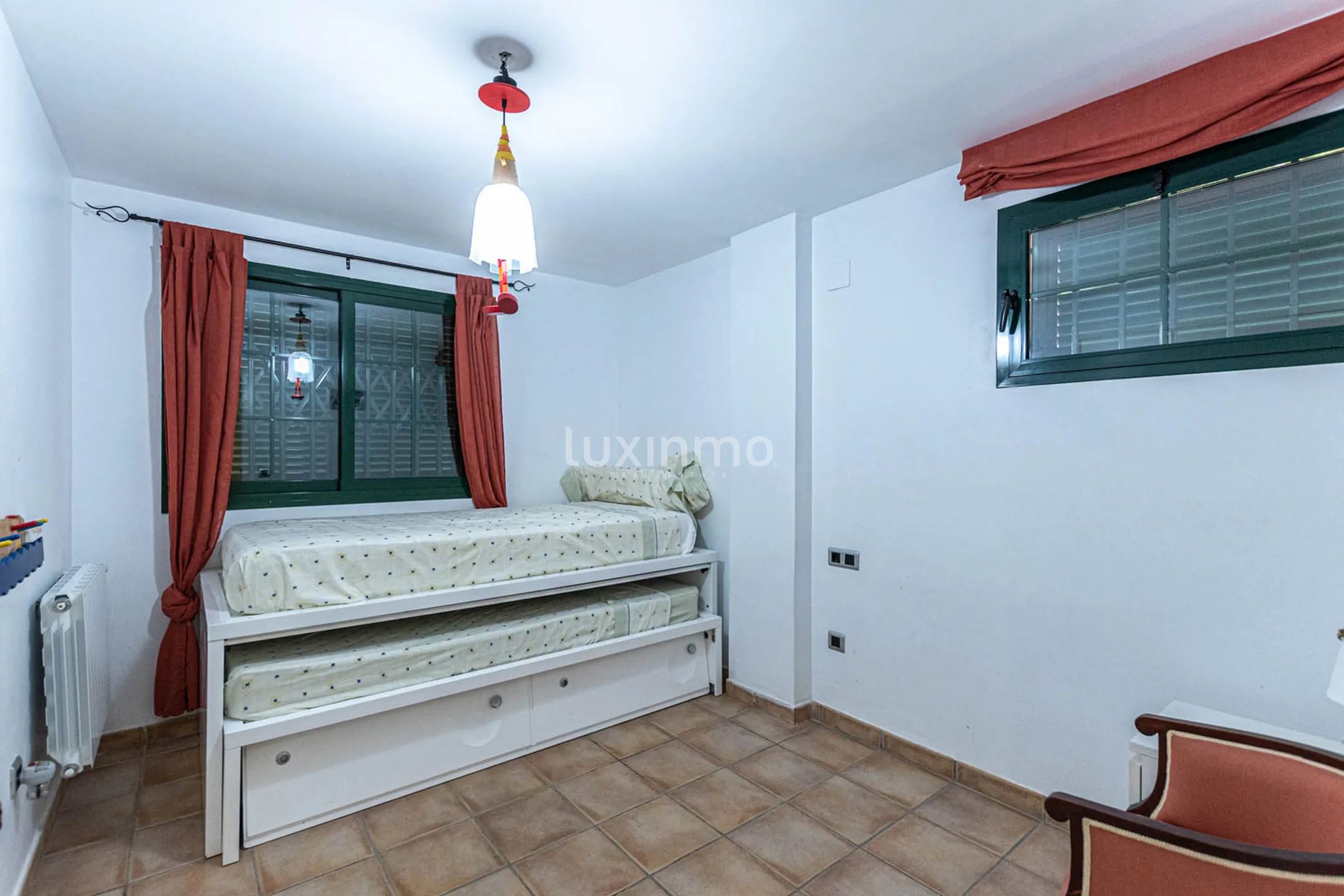 Flat for rent with sea view in Masсarat — photo 22