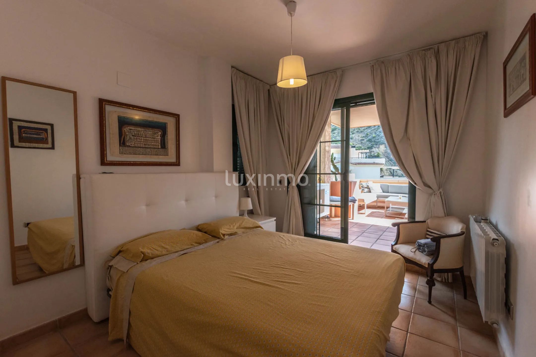 Flat for rent with sea view in Masсarat — photo 18