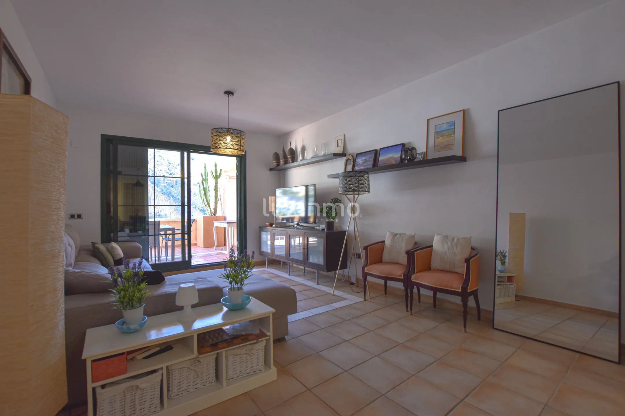 Flat for rent with sea view in Masсarat — photo 13