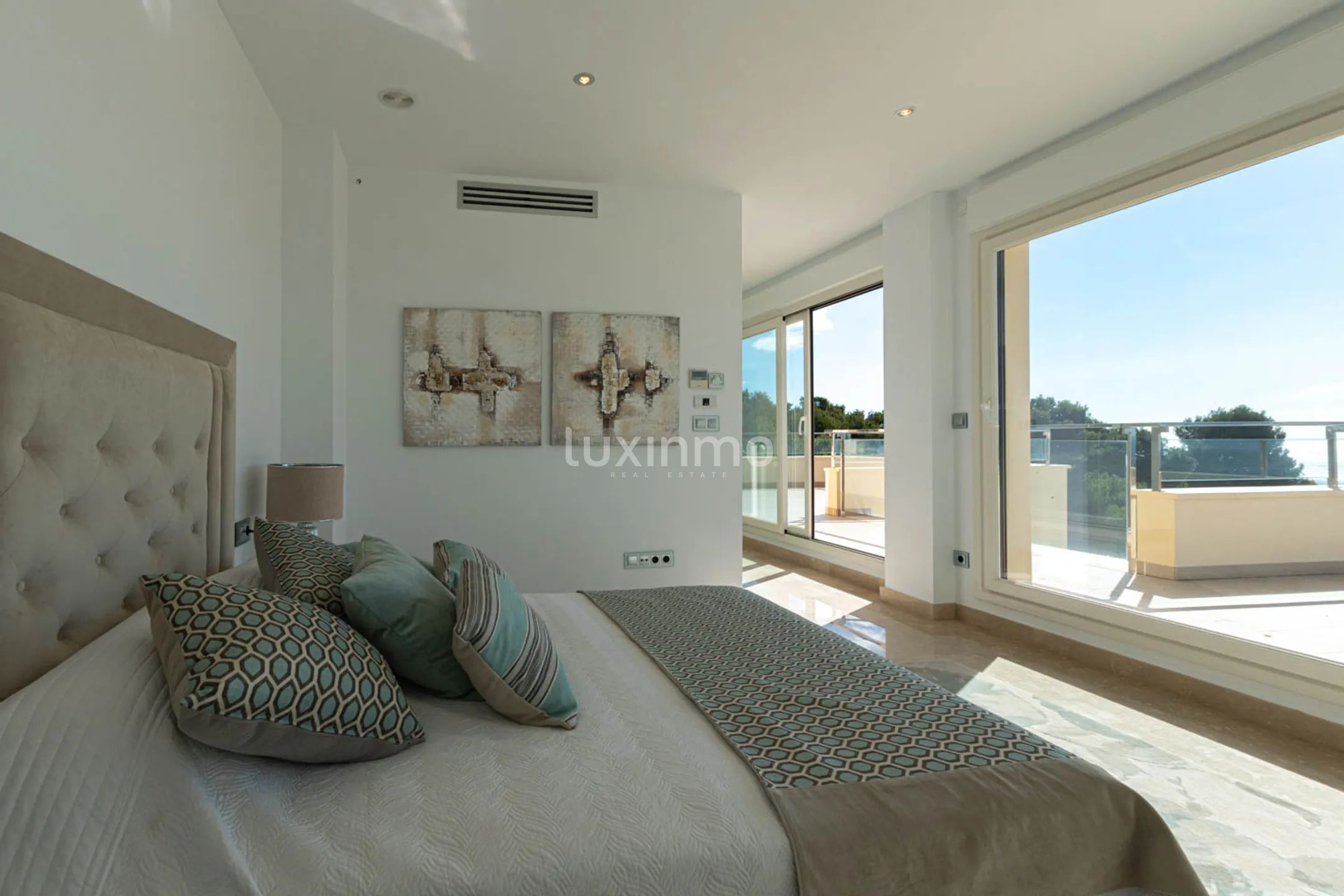 Nieuwe luxe villa te koop in urbanisatie Moraira — photo 36