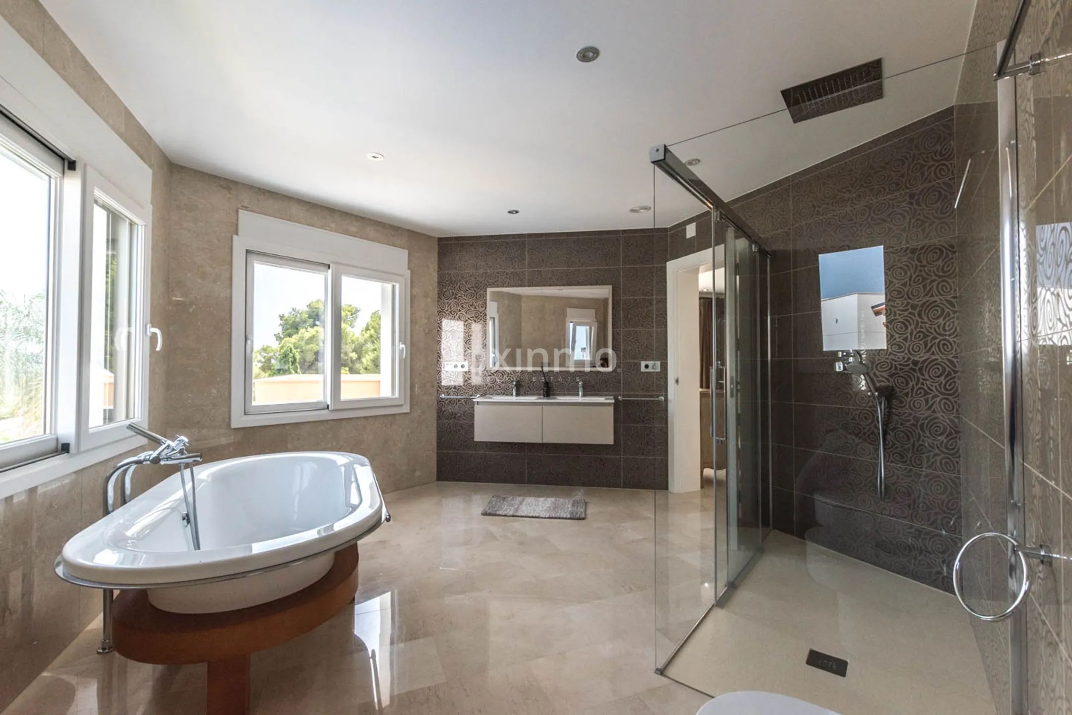 Villa in einer ruhigen Gegend von Benissa Alicante gelegen — photo 31