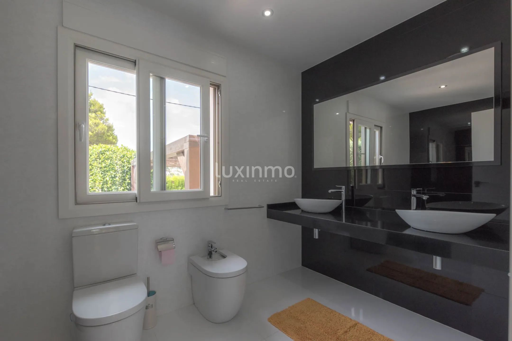 Villa in einer ruhigen Gegend von Benissa Alicante gelegen — photo 27