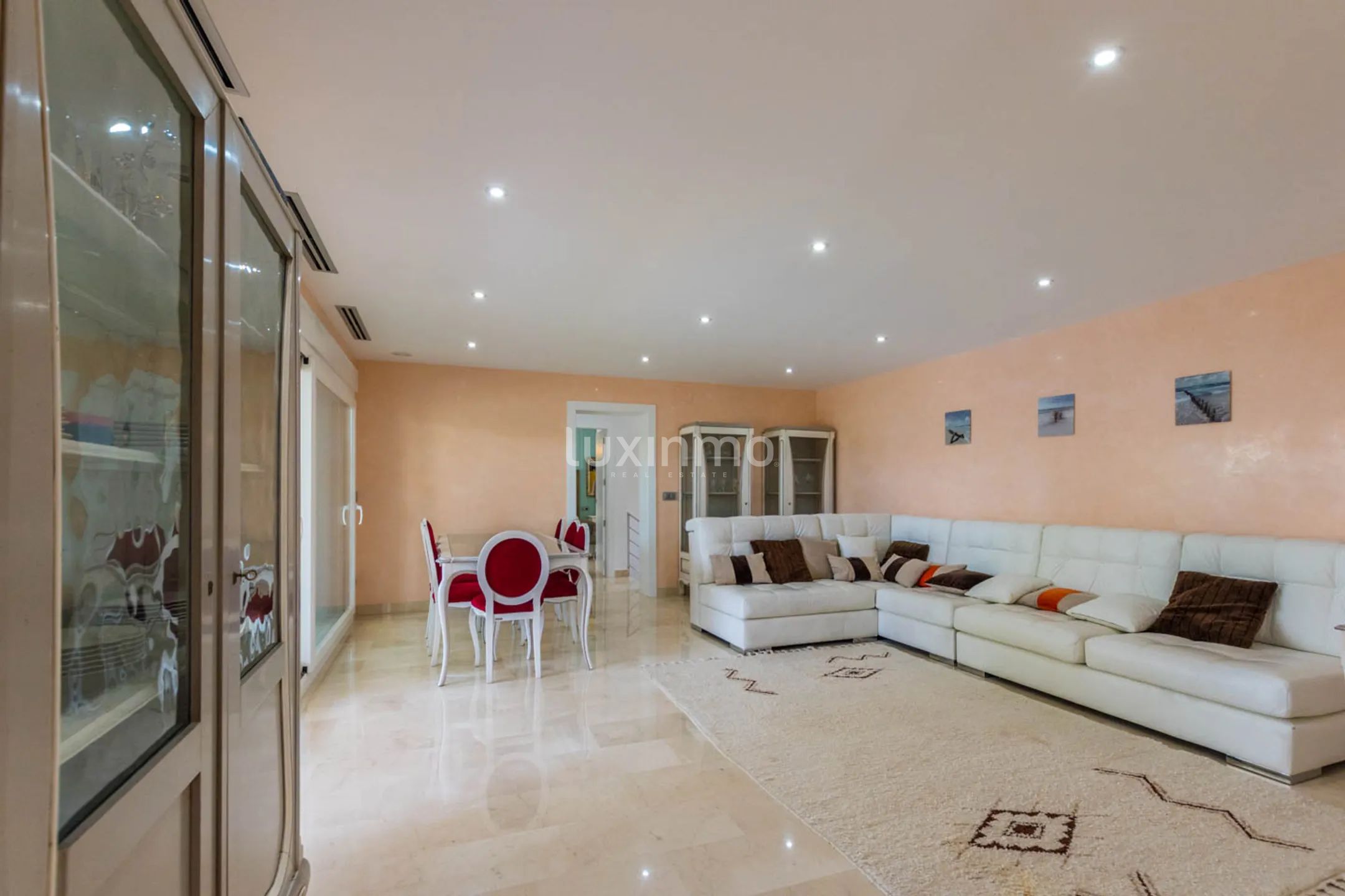 Villa in einer ruhigen Gegend von Benissa Alicante gelegen — photo 8