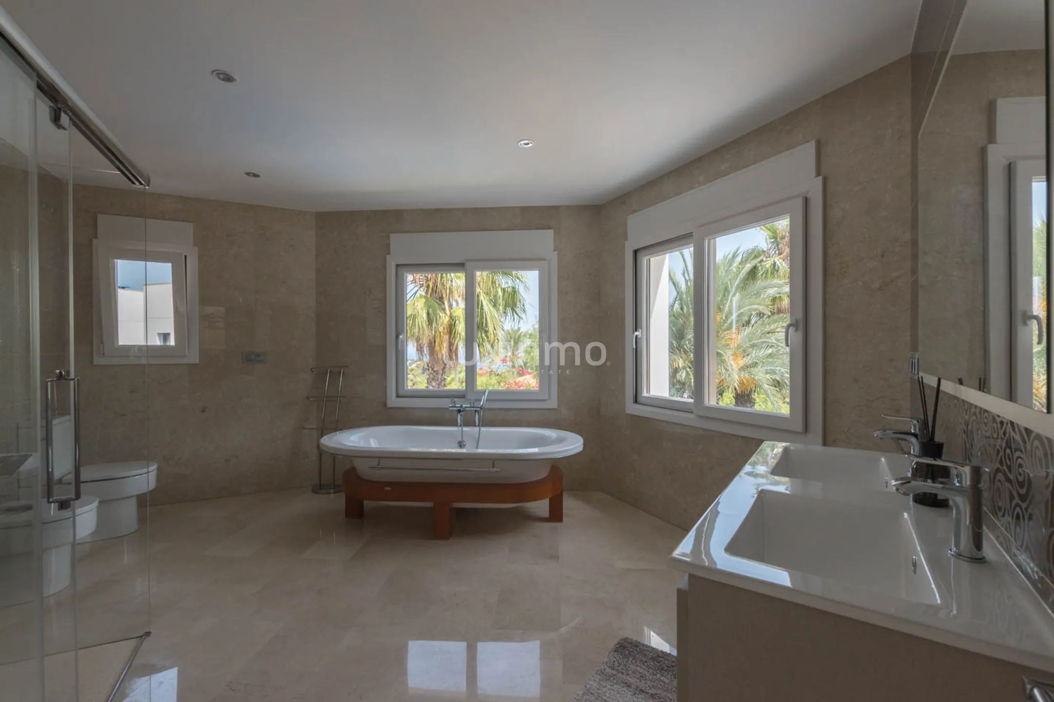 Villa in einer ruhigen Gegend von Benissa Alicante gelegen — photo 32