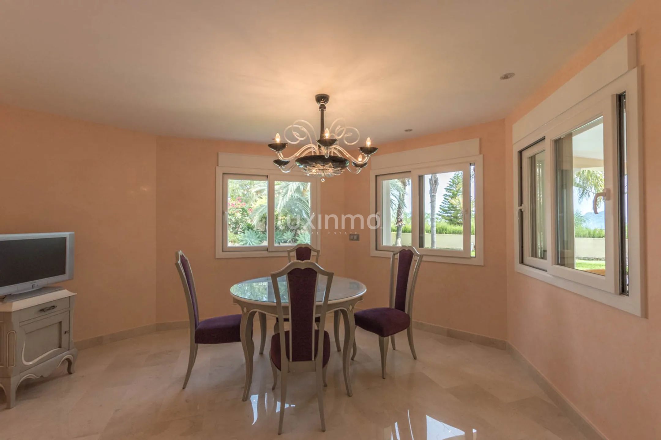 Villa in einer ruhigen Gegend von Benissa Alicante gelegen — photo 11