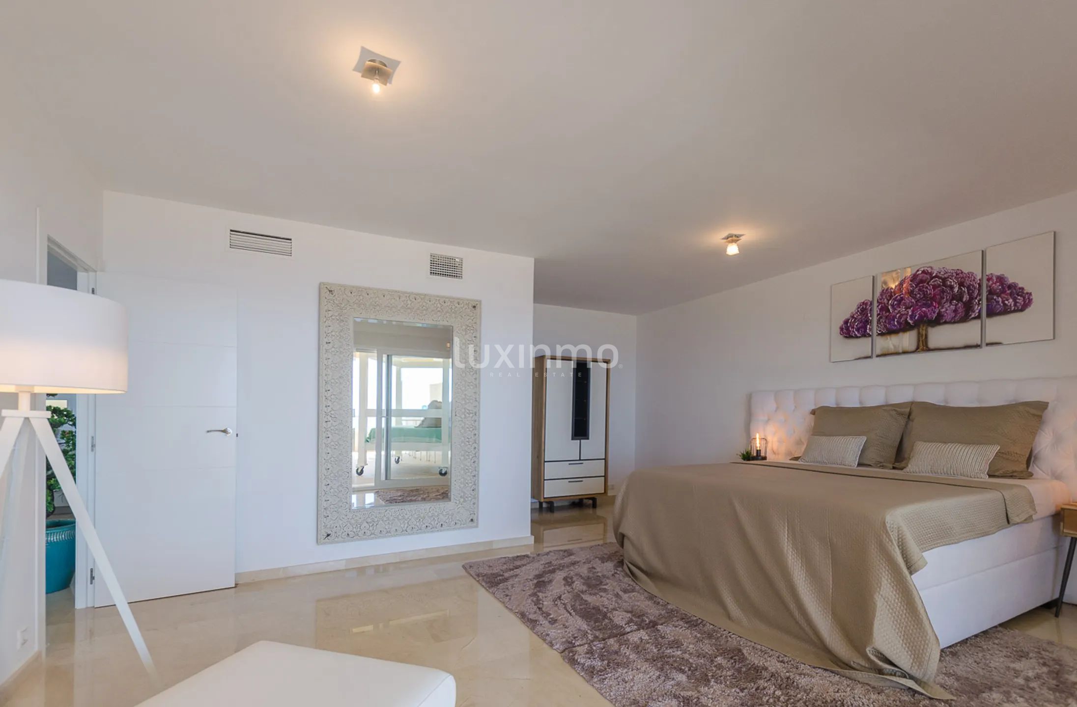 Se vende apartamento reformado con fantásticas vistas al mar — photo 13