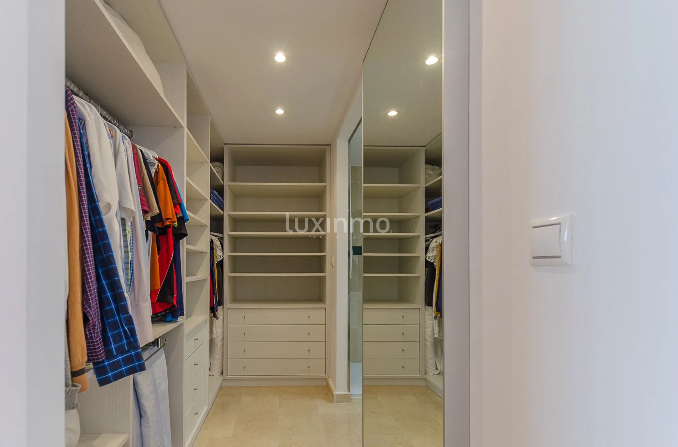 Se vende apartamento reformado con fantásticas vistas al mar — photo 16