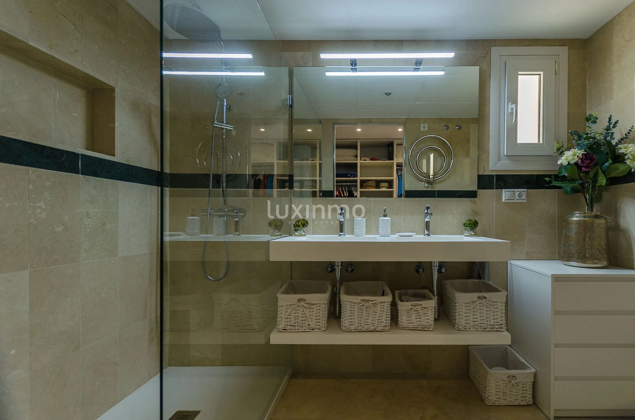 Se vende apartamento reformado con fantásticas vistas al mar — photo 18