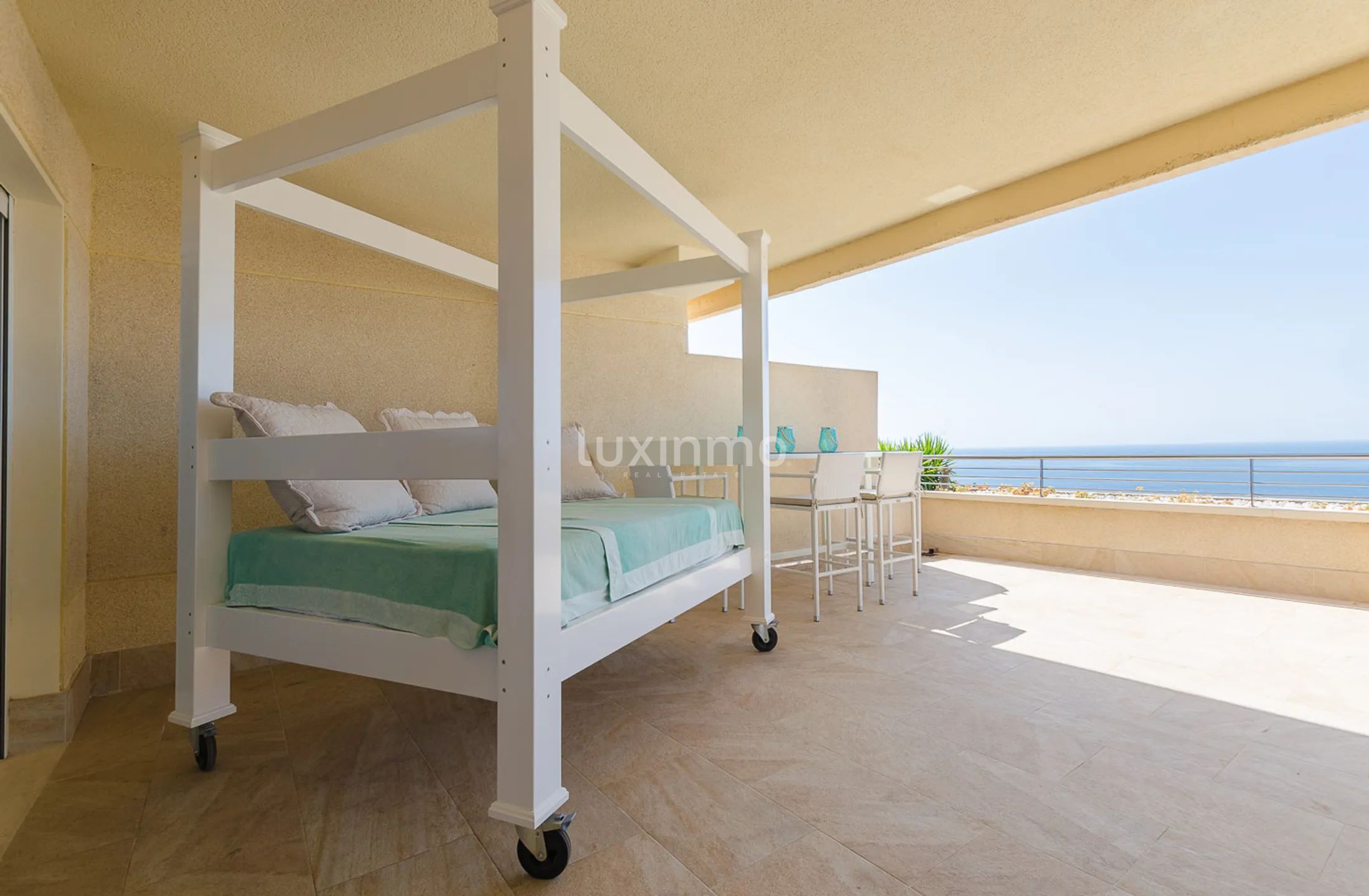 Se vende apartamento reformado con fantásticas vistas al mar — photo 19