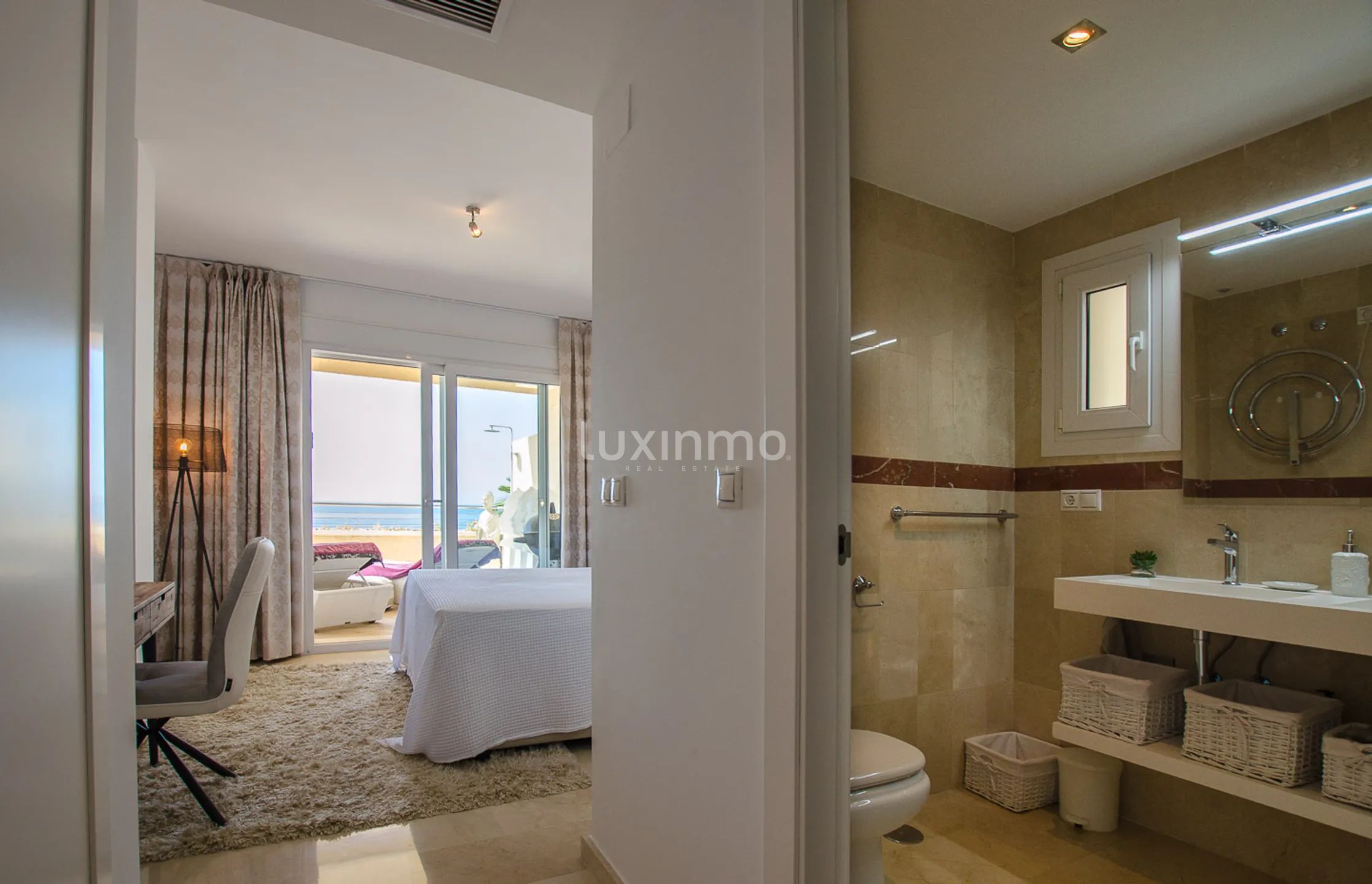 Se vende apartamento reformado con fantásticas vistas al mar — photo 26