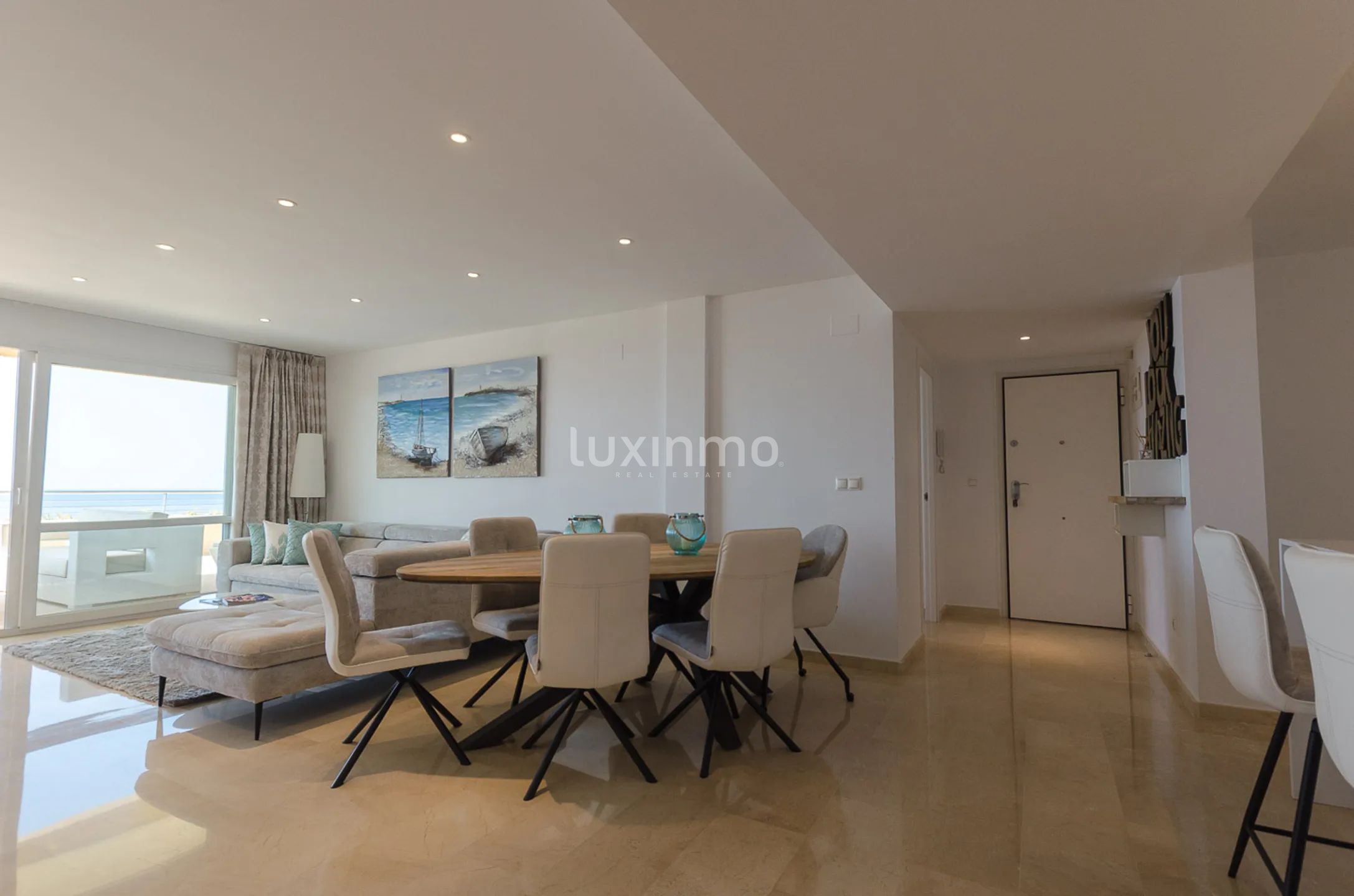Se vende apartamento reformado con fantásticas vistas al mar — photo 9
