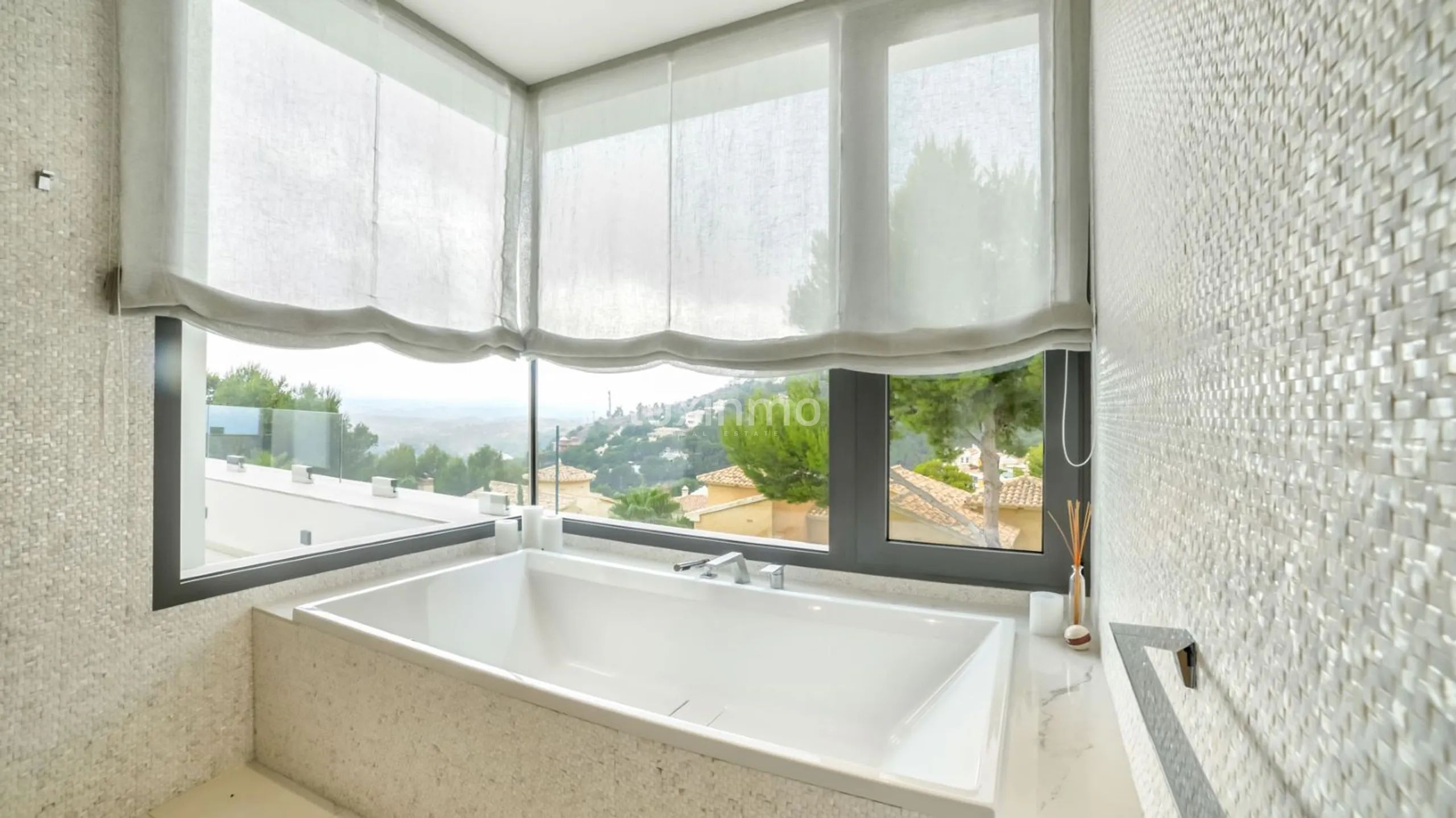 Exclusive luxury villa in the urbanization of Altea Hills — photo 22