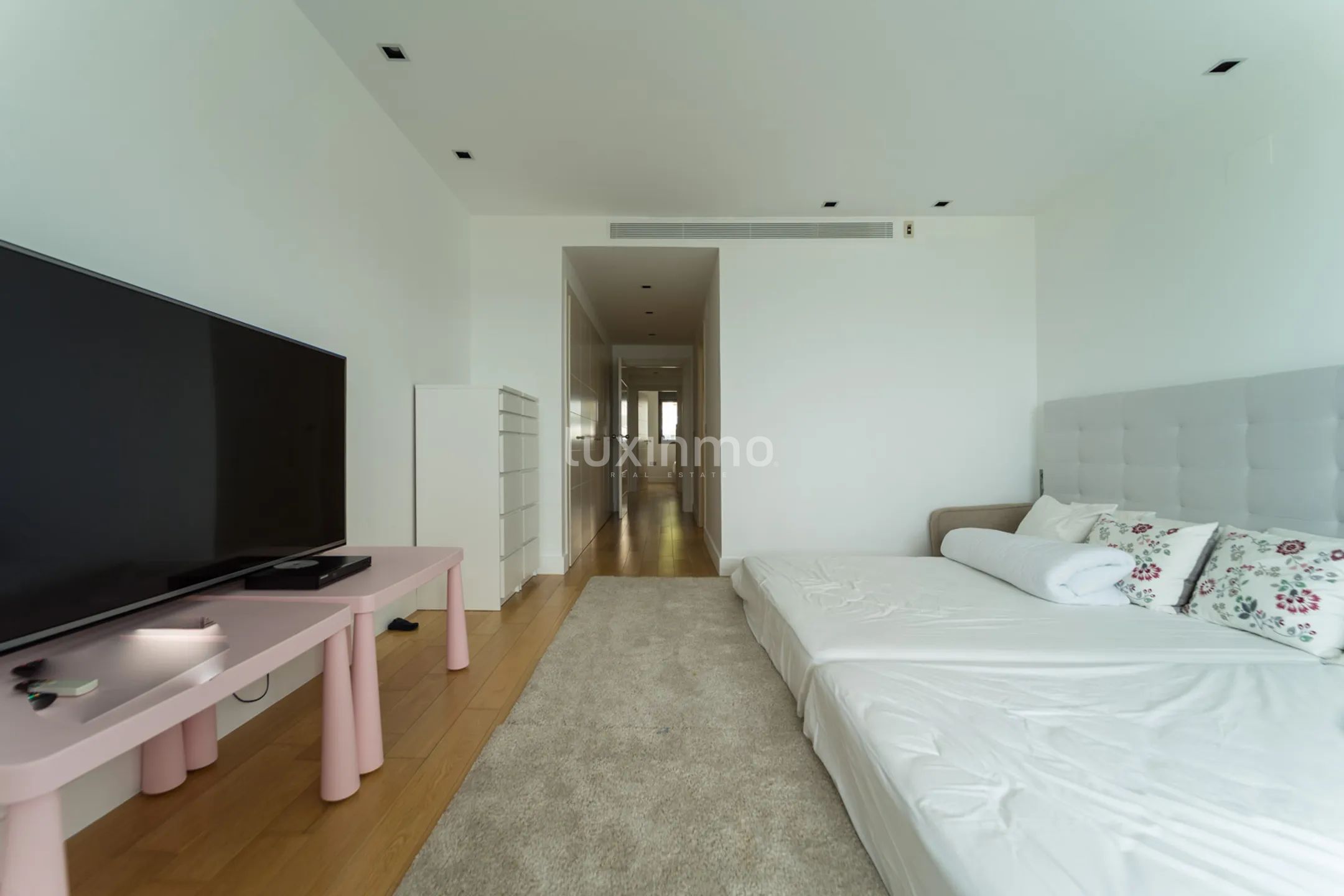 Penthouse on the first beach line overlooking the sea in Altea — photo 21