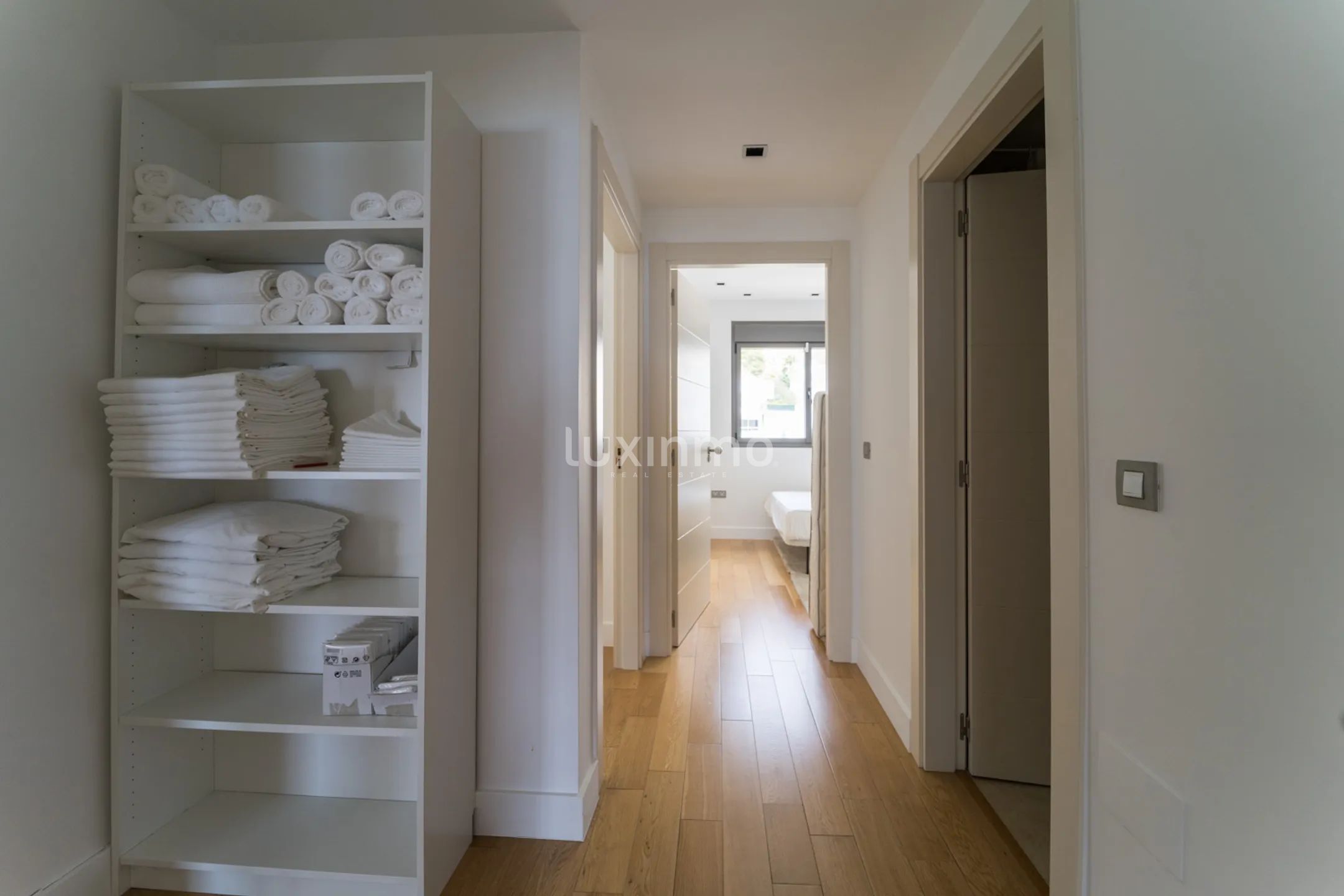 Penthouse on the first beach line overlooking the sea in Altea — photo 25