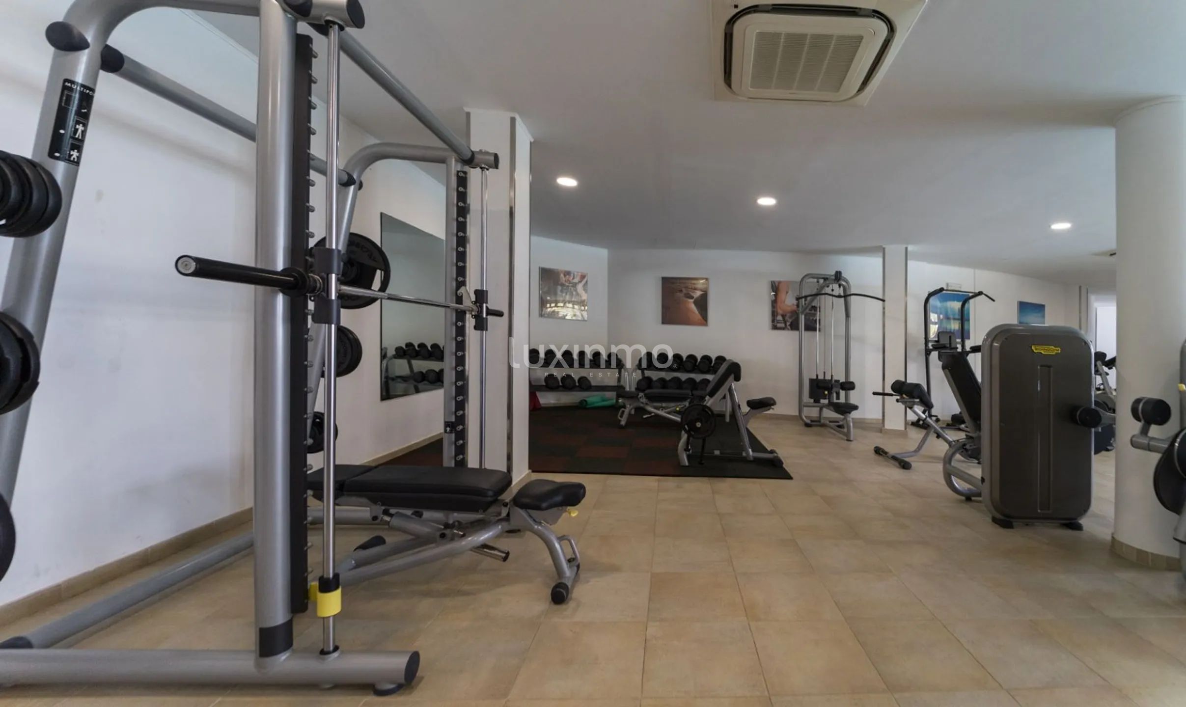 Penthouse on the first beach line overlooking the sea in Altea — photo 33