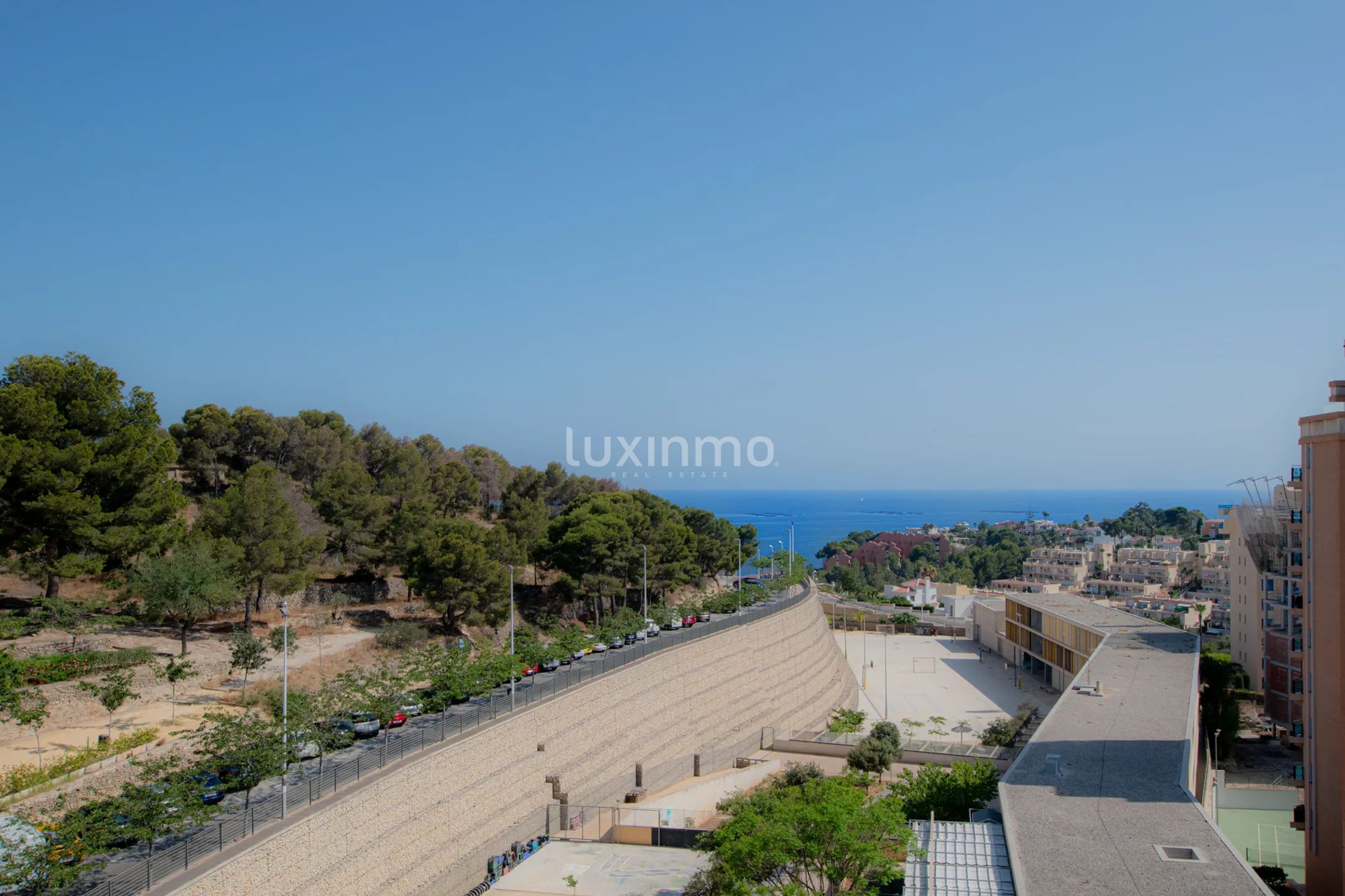 Penthouse with panoramic views for rent in Calpe — photo 5