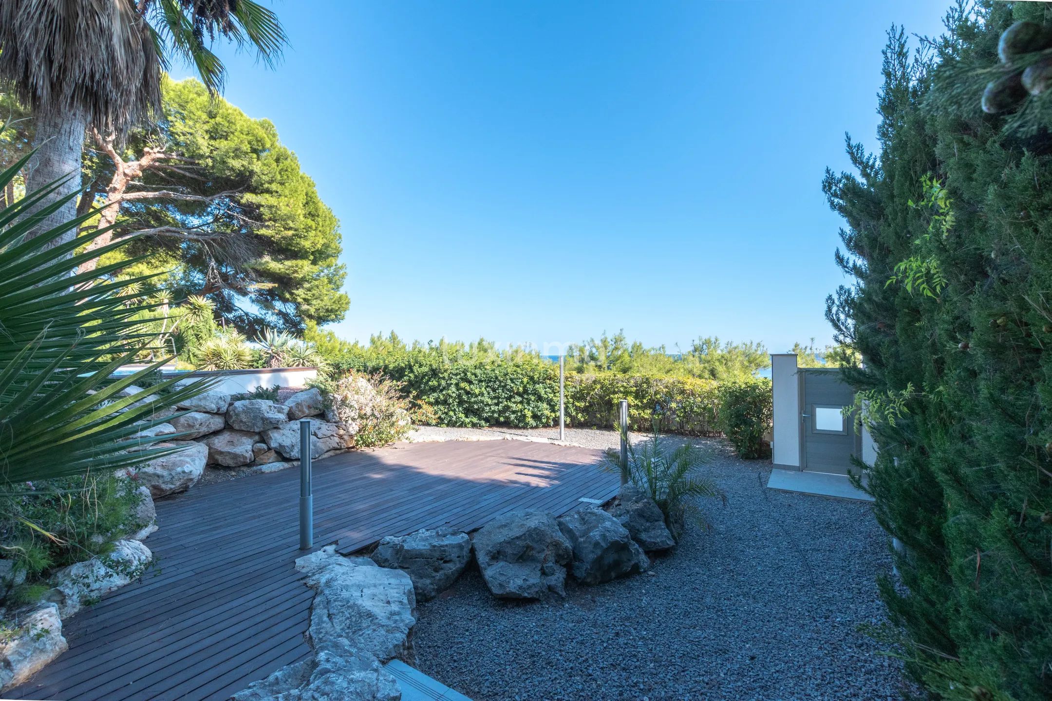 Продается вилла на побережье Кальпе с открытым видом на море — photo 10