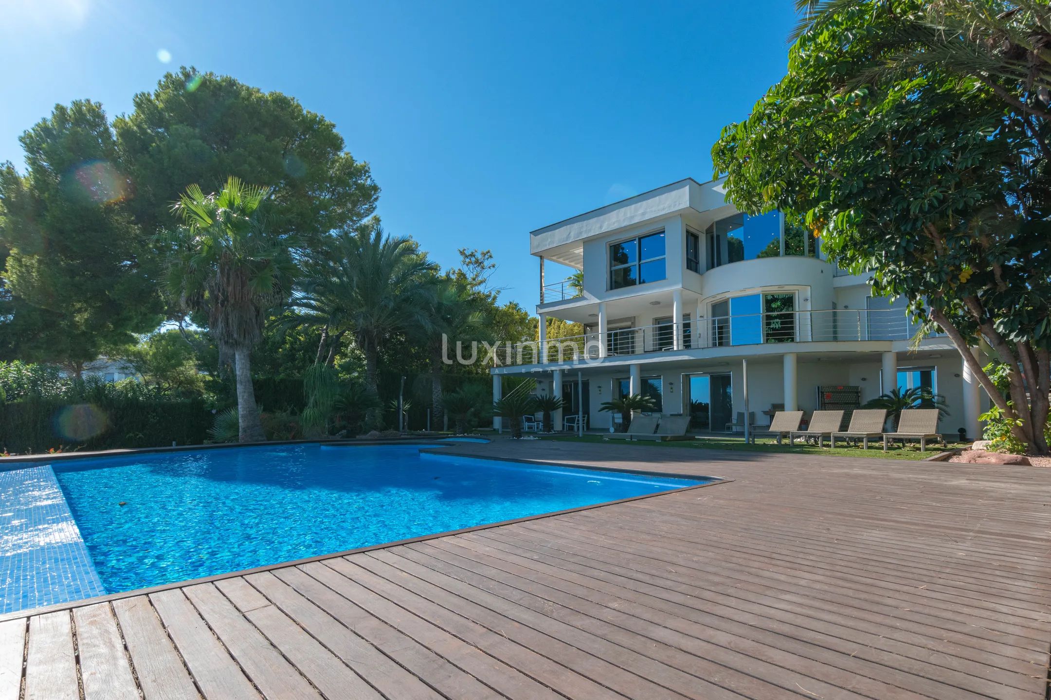 Villa te koop aan de kust van Calpe met vrij uitzicht op zee — photo 1