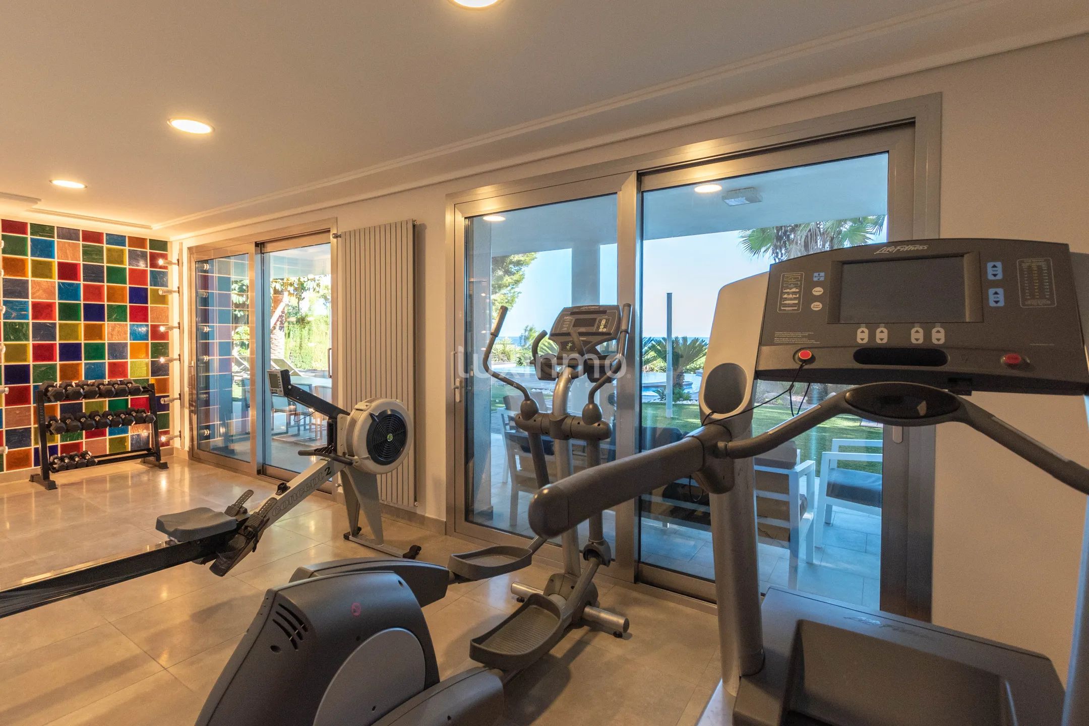 Продается вилла на побережье Кальпе с открытым видом на море — photo 45