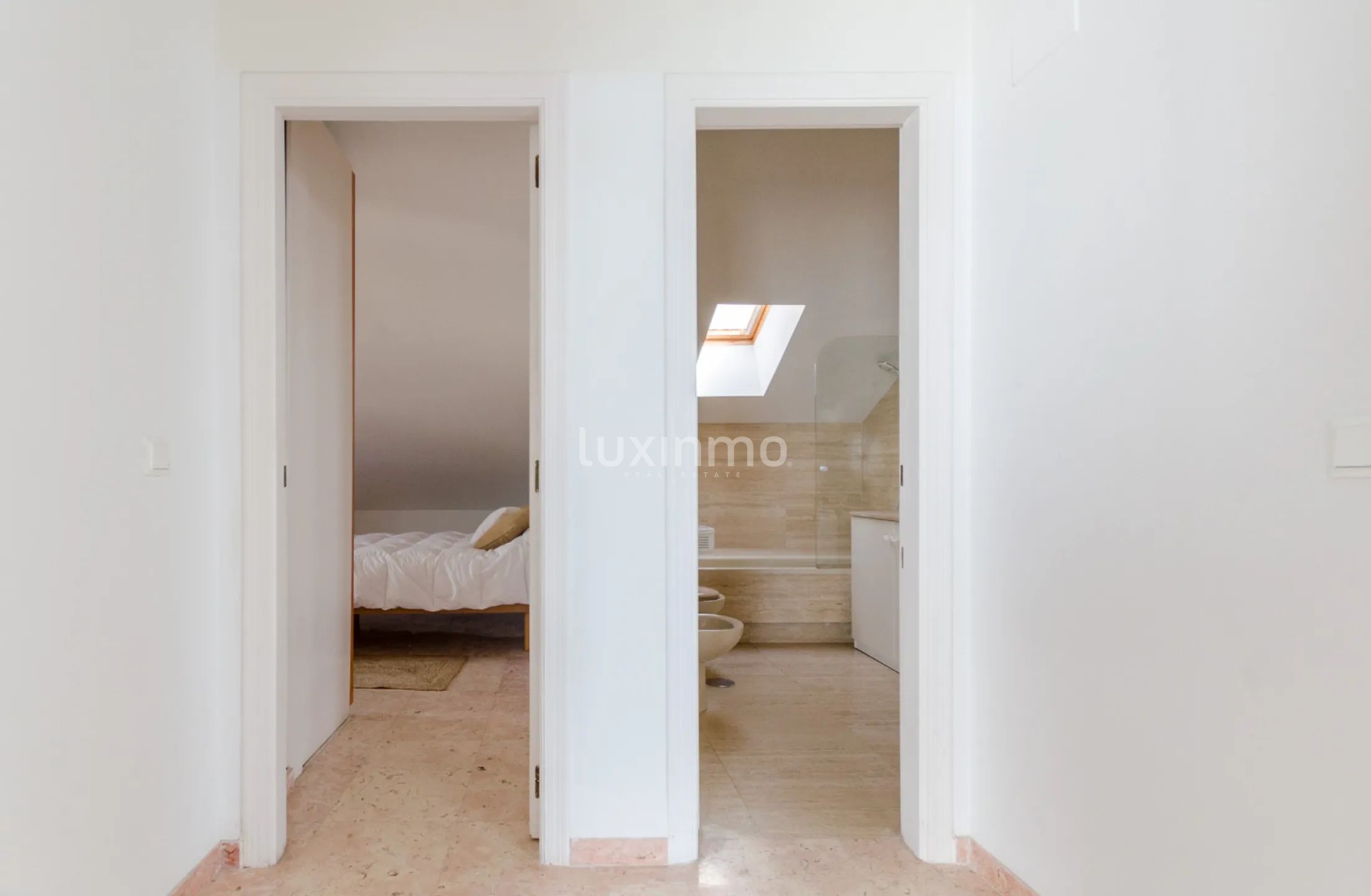 Se vende ático de lujo en Marina Greenwich Campomanes — photo 12