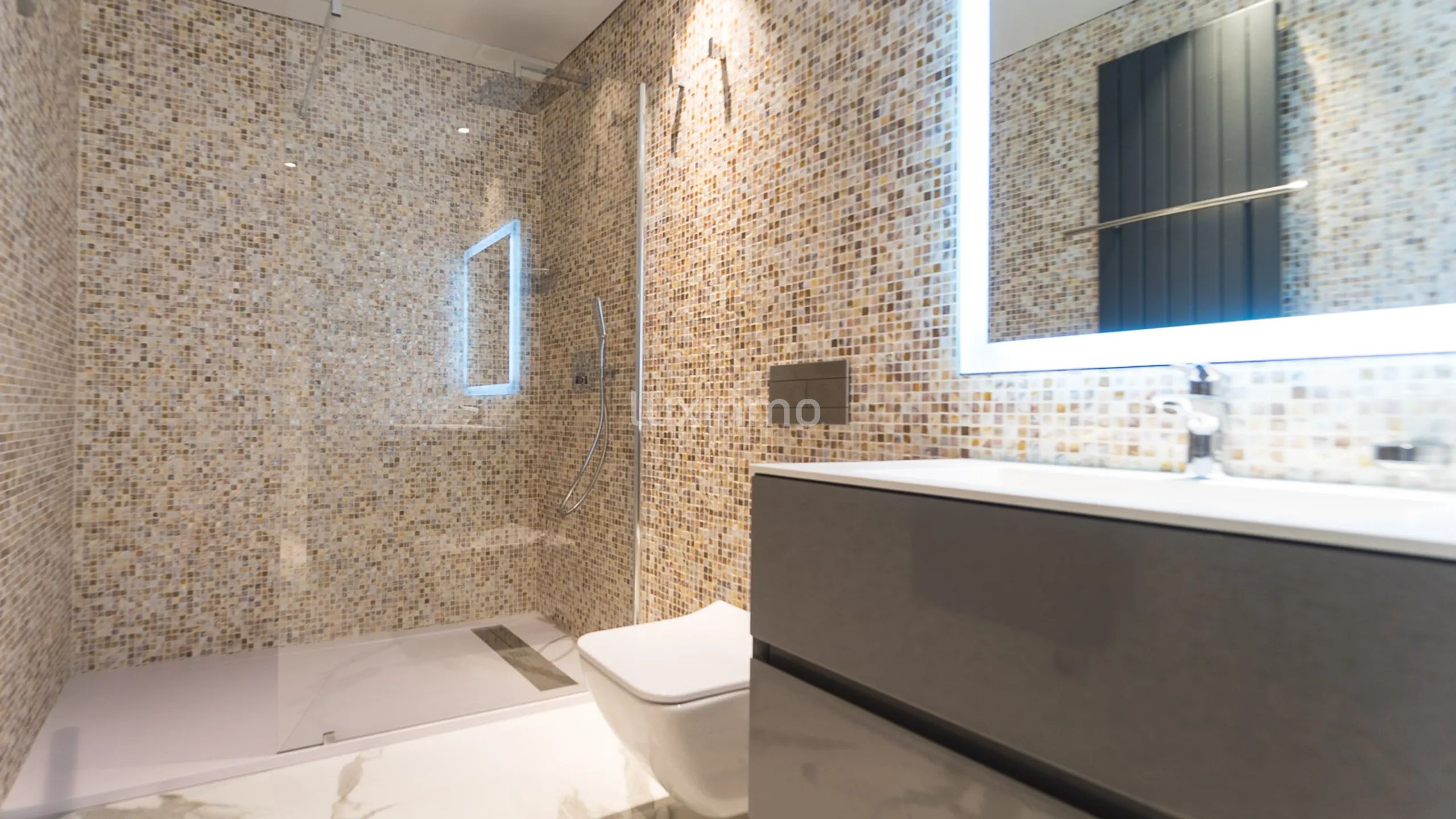 A new modern villa with sea views for sale in Altea — photo 34