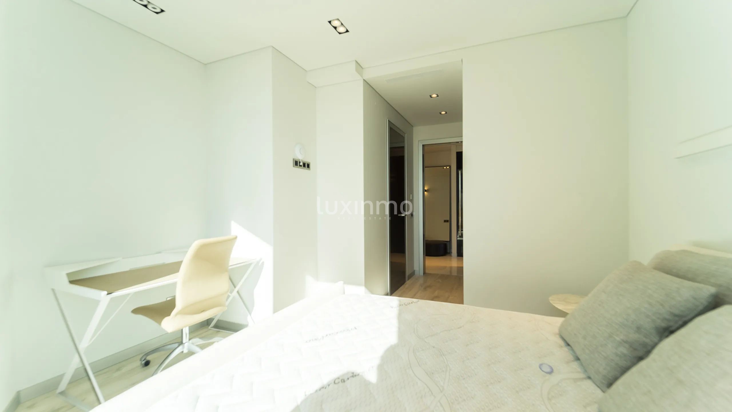 A new modern villa with sea views for sale in Altea — photo 28