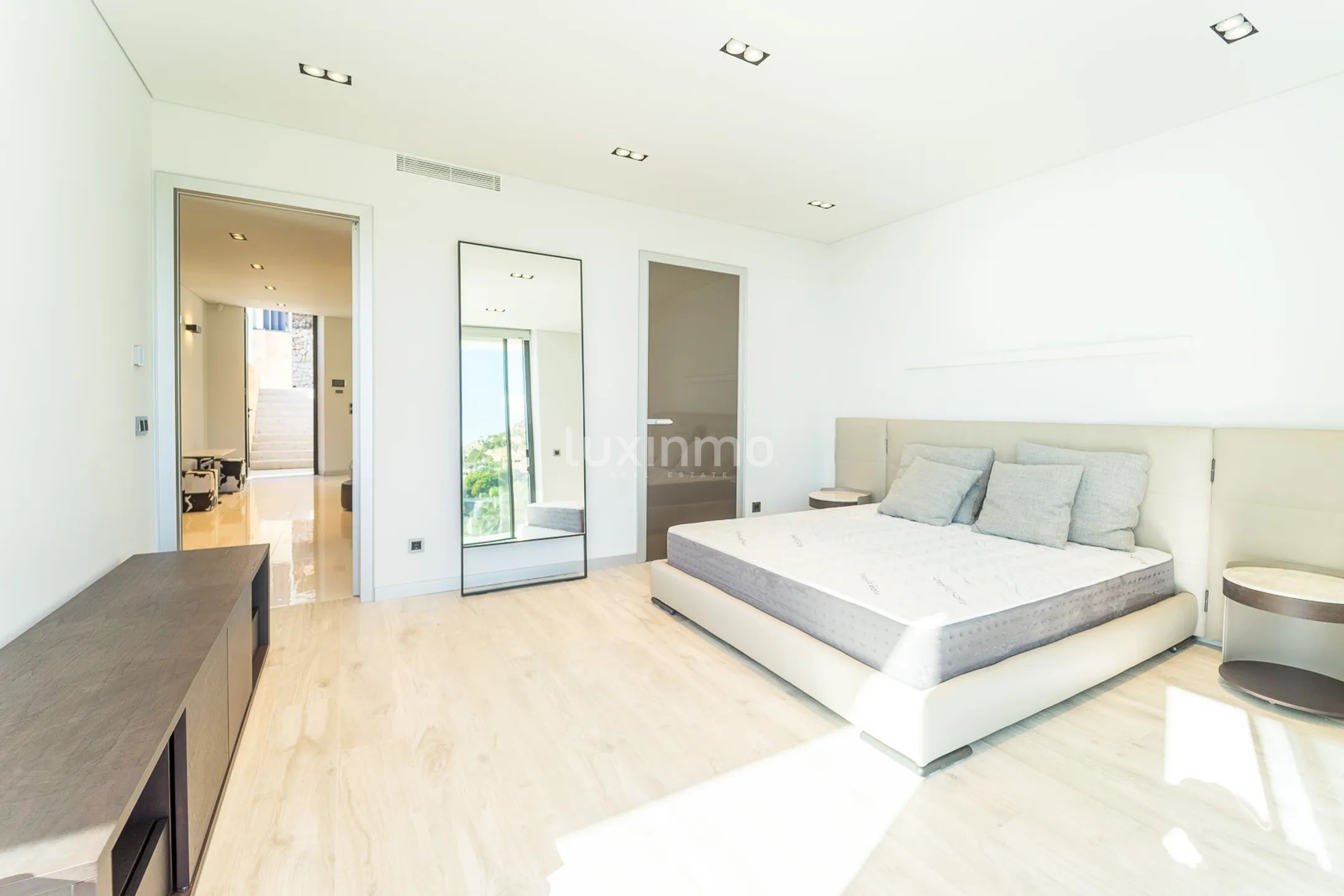 A new modern villa with sea views for sale in Altea — photo 20