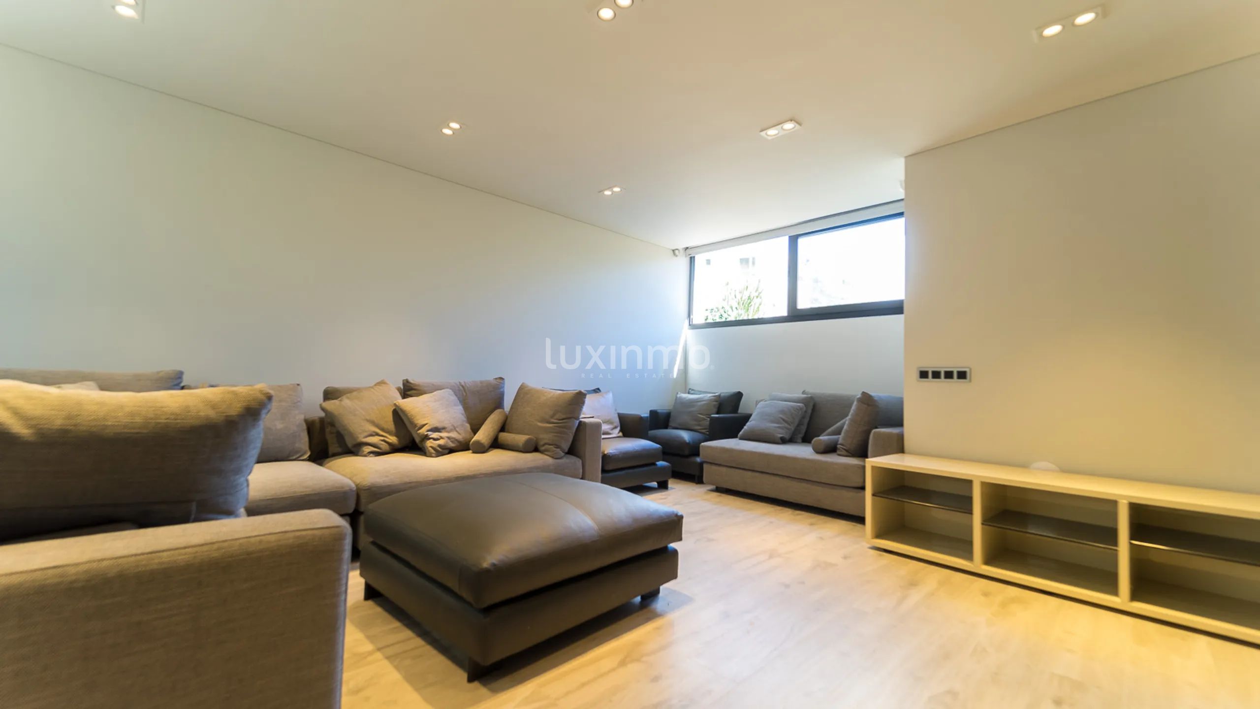 A new modern villa with sea views for sale in Altea — photo 31