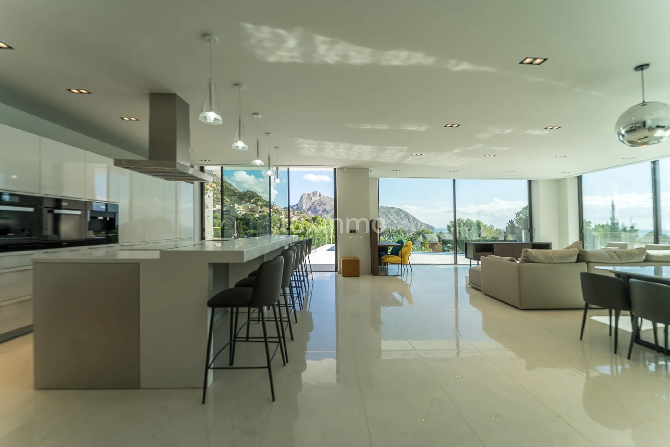 A new modern villa with sea views for sale in Altea — photo 7