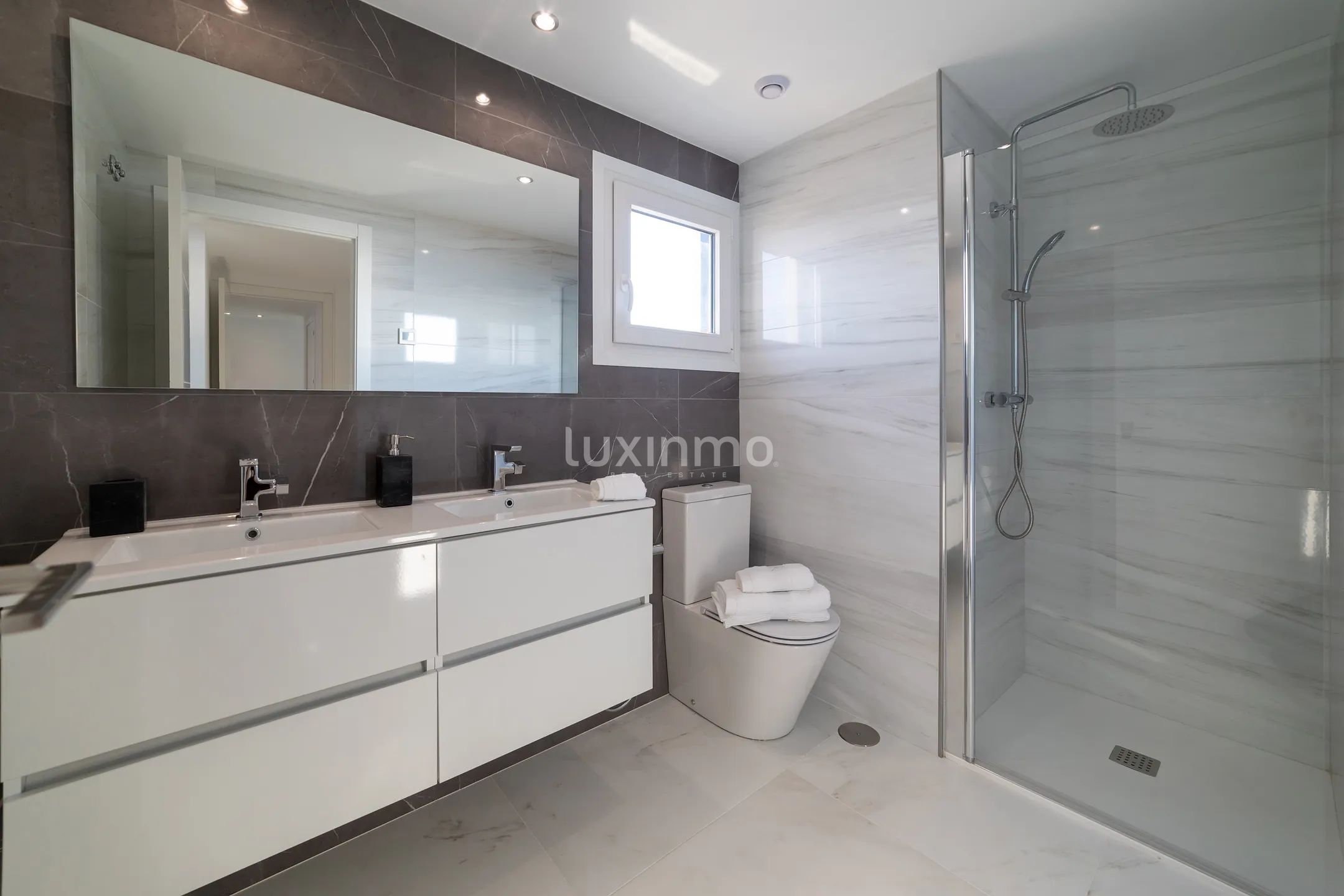 Pisos en venta en primera linea del mar en Torrevieja — photo 10